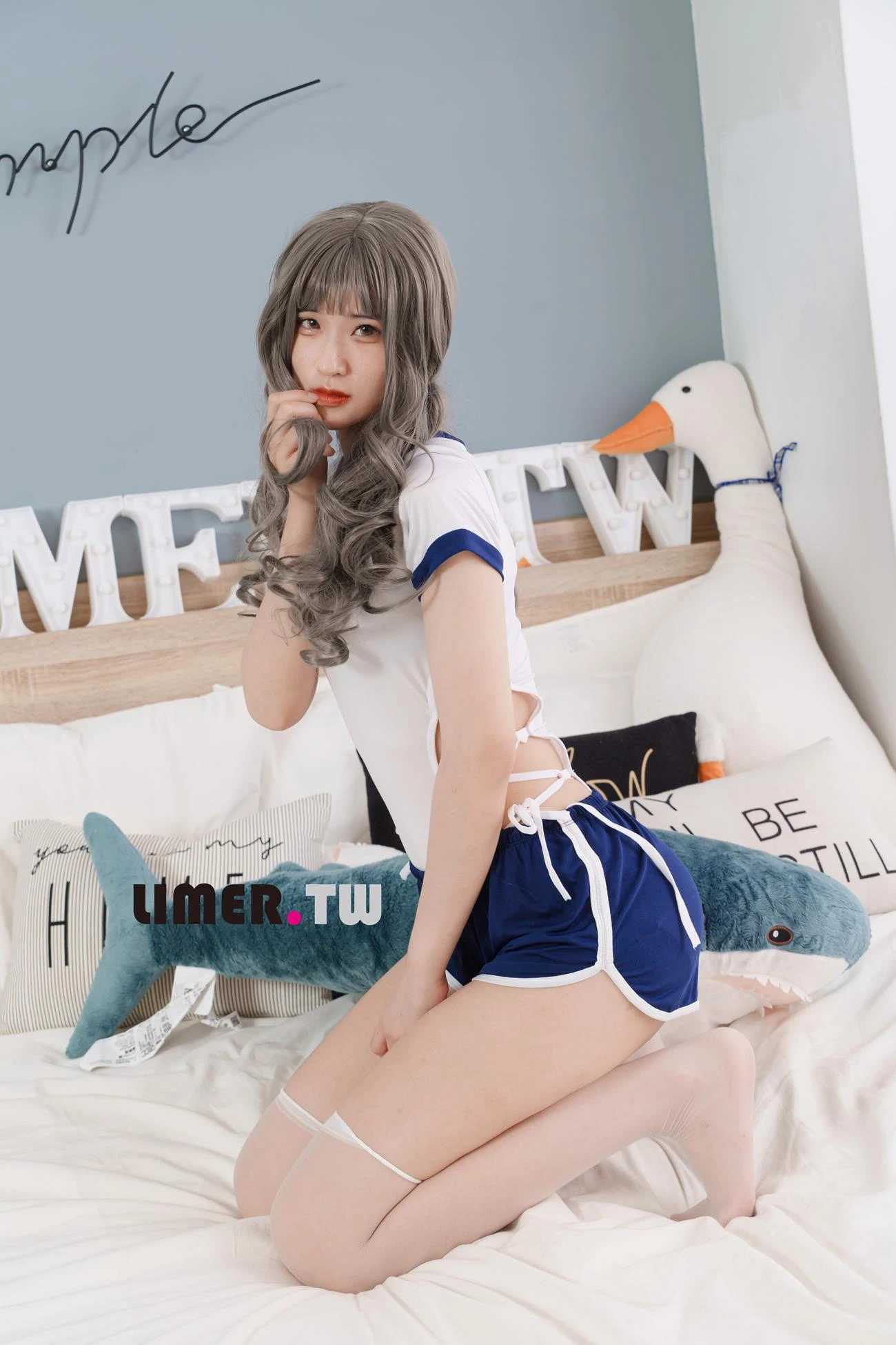 Limerence原创 NO.090 7bao 体育服下 裸足＆白丝[86P/1V/2.42GB]