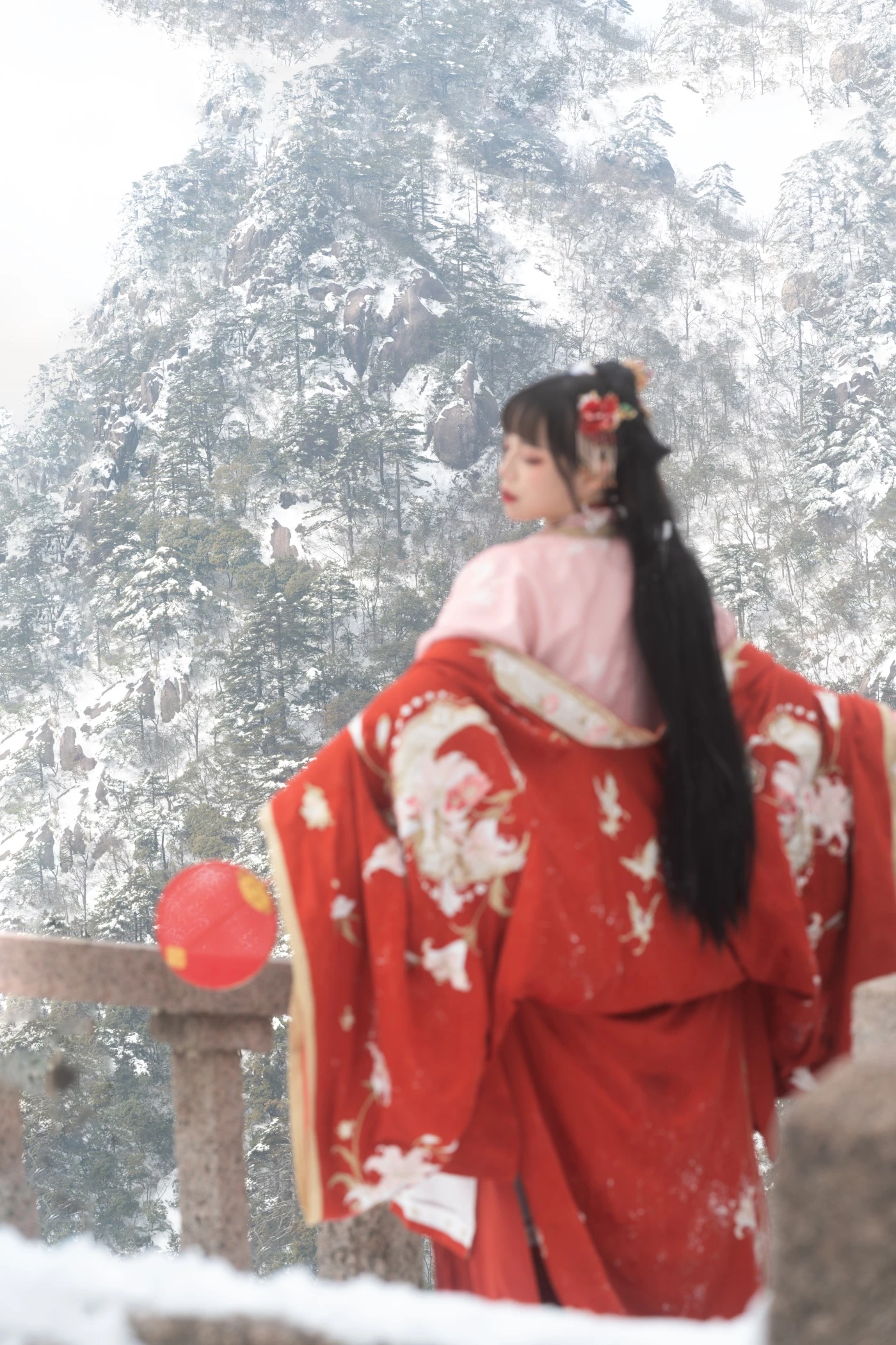[YITUYU艺图语] 2022.06.07 踏雪 贰加六 [26P/239MB]