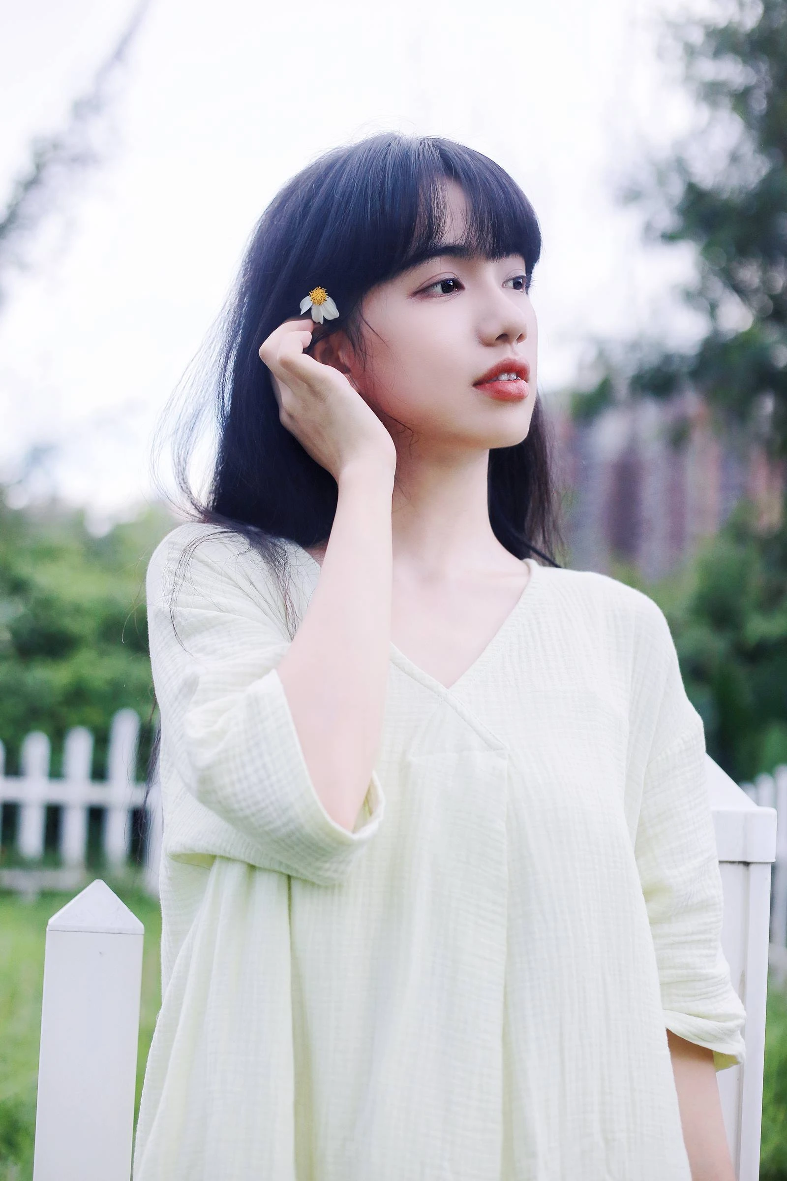 [YITUYU艺图语]2022.10.08 雨后天晴 廖逃学[23+1P/276MB]