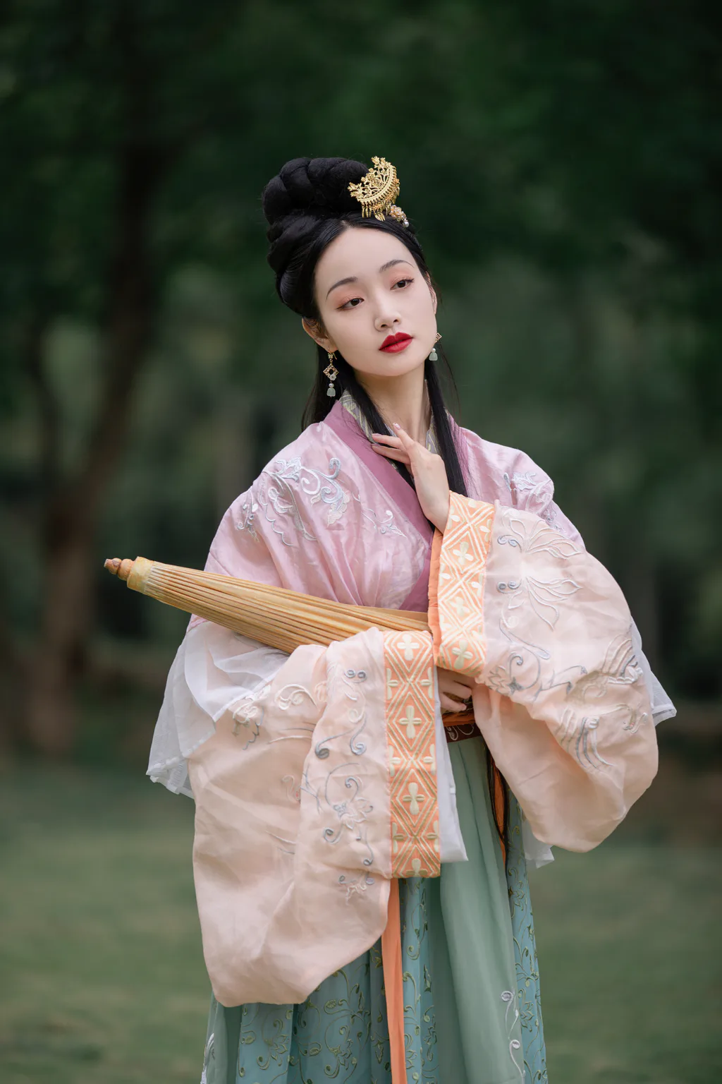 [YITUYU艺图语]2023.06.16 清歌 凌子兮[21+1P/357MB]