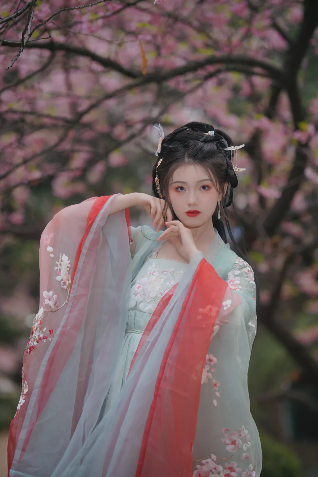 [YITUYU艺图语]2023.03.21 弄花香满衣 悦璃[21+1P/345MB]