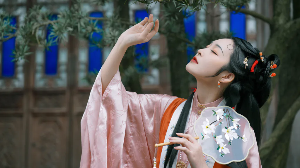 [YITUYU艺图语]2023.03.11 梦红楼 爱探险的夏商周[21+1P/303MB]