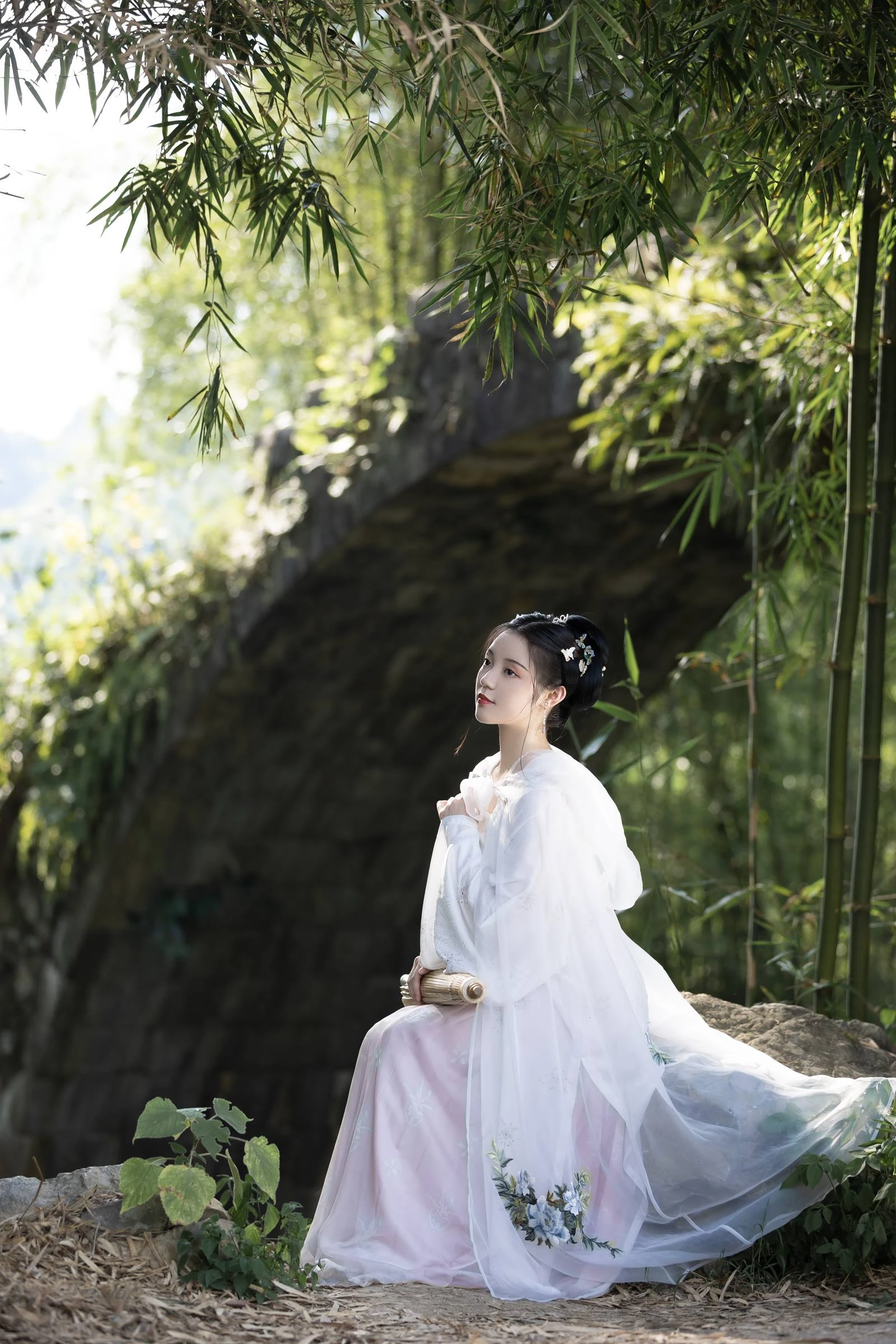 [YITUYU艺图语]2022.09.17 山涧 七霓巳猫-[33+1P/362MB]