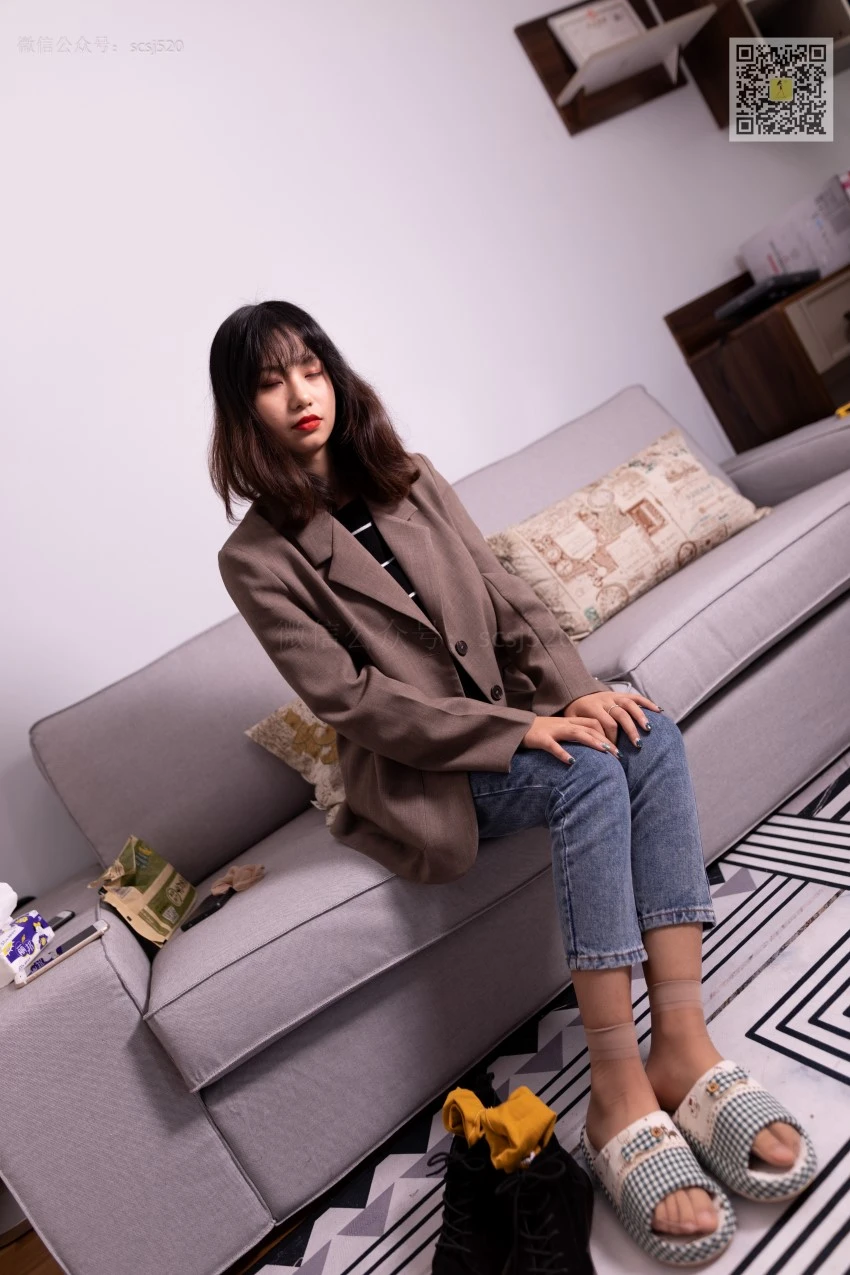 [LSS山茶摄影]NO.278 婷婷 丝袜棉袜哪个是你最爱 [82P/0.98G]