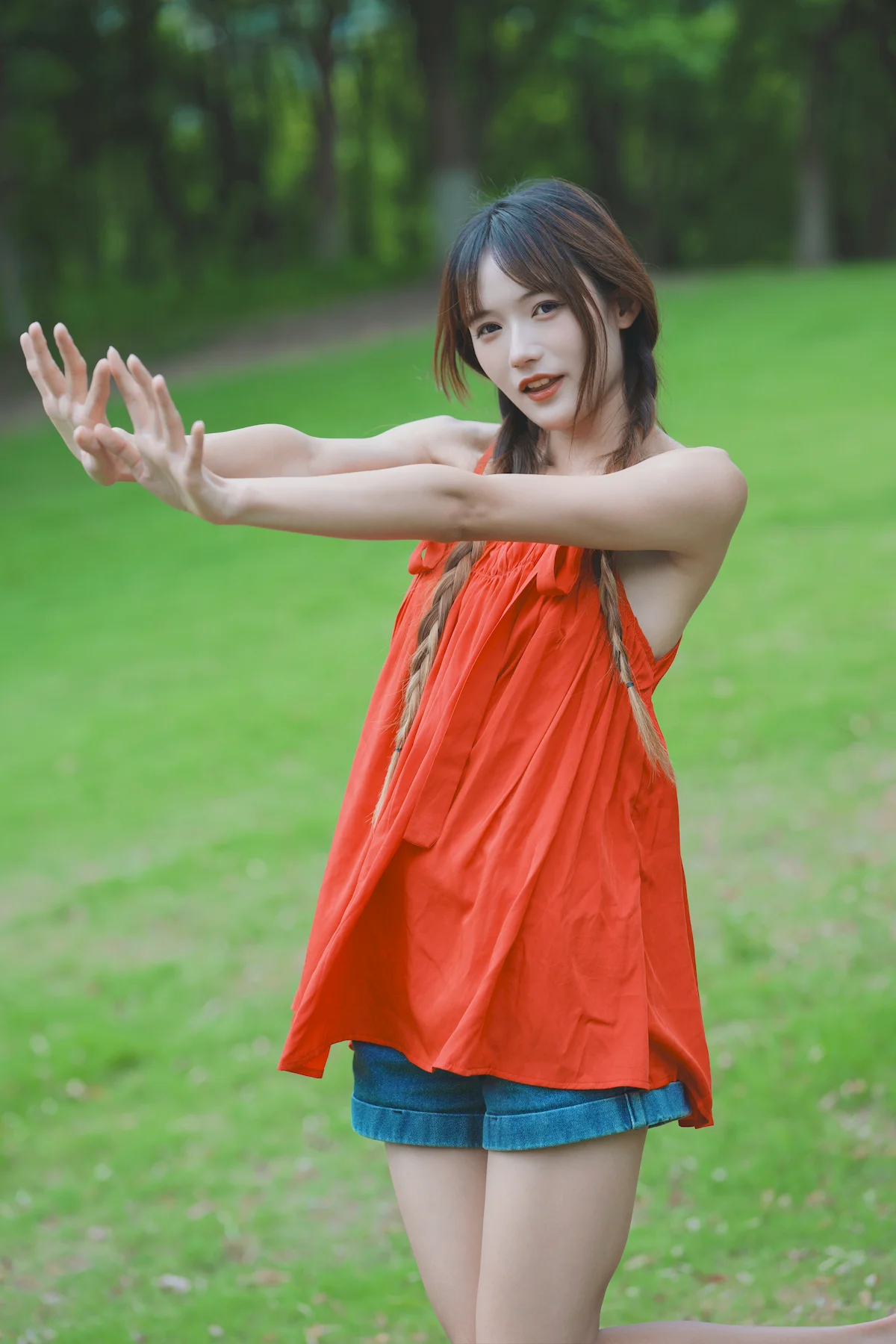 [YITUYU艺图语]2023.06.24 夏日香气 兔子Zzz不吃胡萝卜[30+1P/336MB]