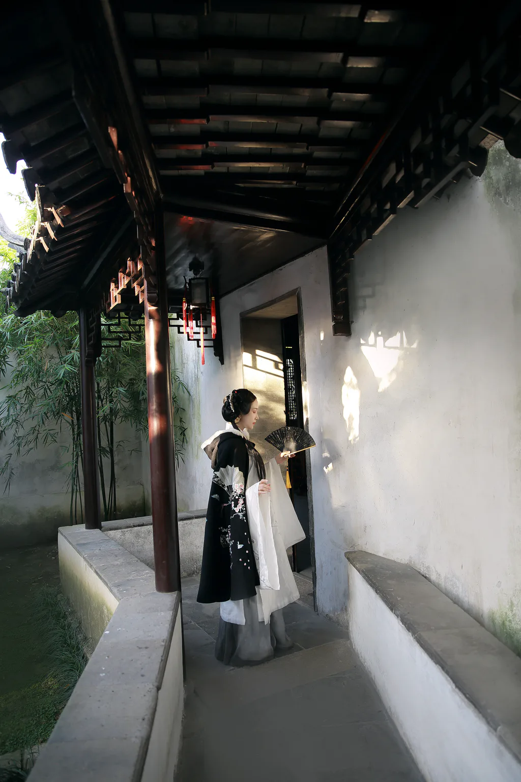 [YITUYU艺图语]2023.05.10 江南梦 小琵琶在江湖[33+1P/305MB]