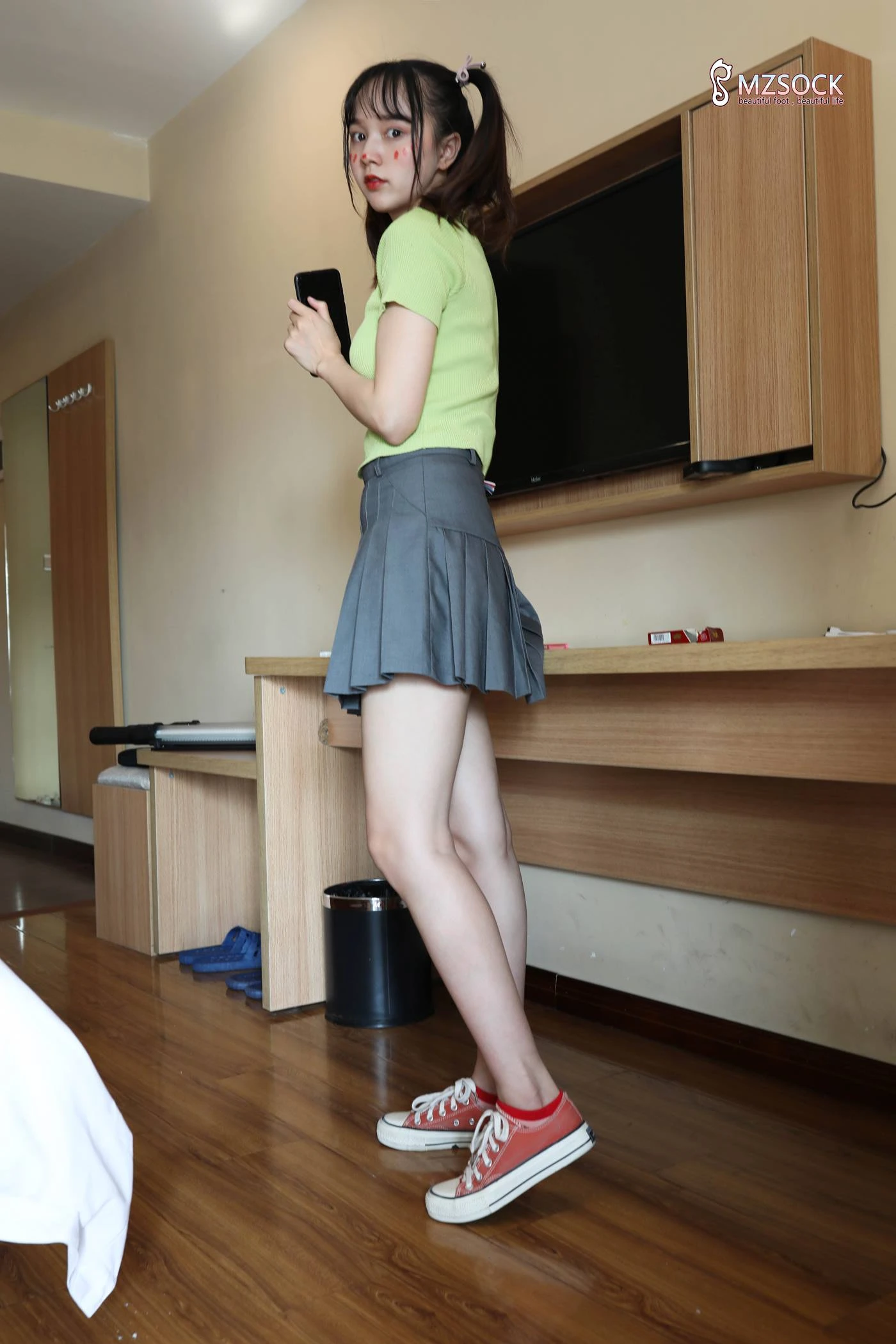 [MZSOCK]爱镁足 NO.170 悦悦[101P/235MB]