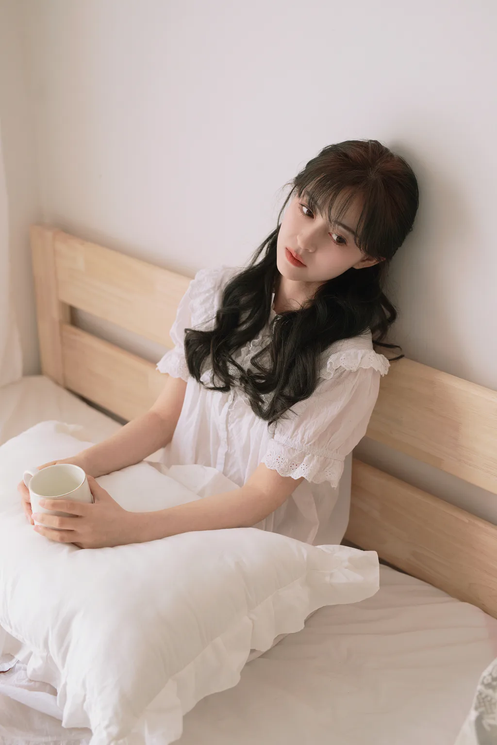 [YITUYU艺图语]2023.05.09 失落的女孩 壹萱-[24+1P/251MB]