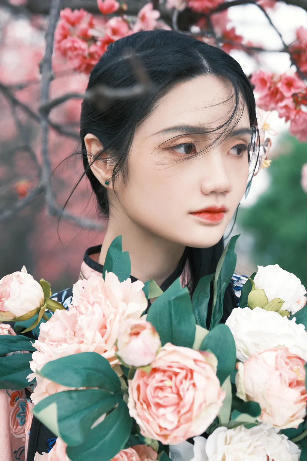 [YITUYU艺图语]2023.04.11 两个女孩的故事 橘柑&缪缪 [20+1P/480MB]