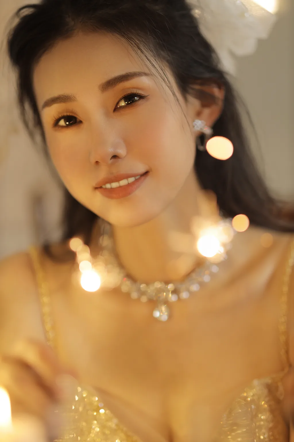 [YITUYU艺图语]2022.11.26 光里 秦秦[24+1P/244MB]