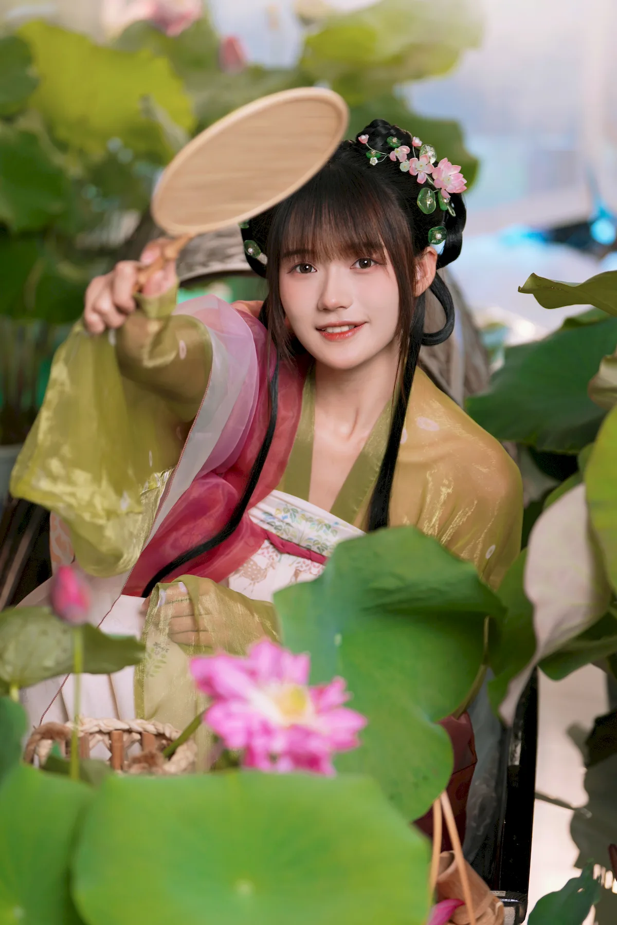 [YITUYU艺图语]2023.06.30 浮香花谷 兔子Zzz不吃胡萝卜[54+1P/594MB]