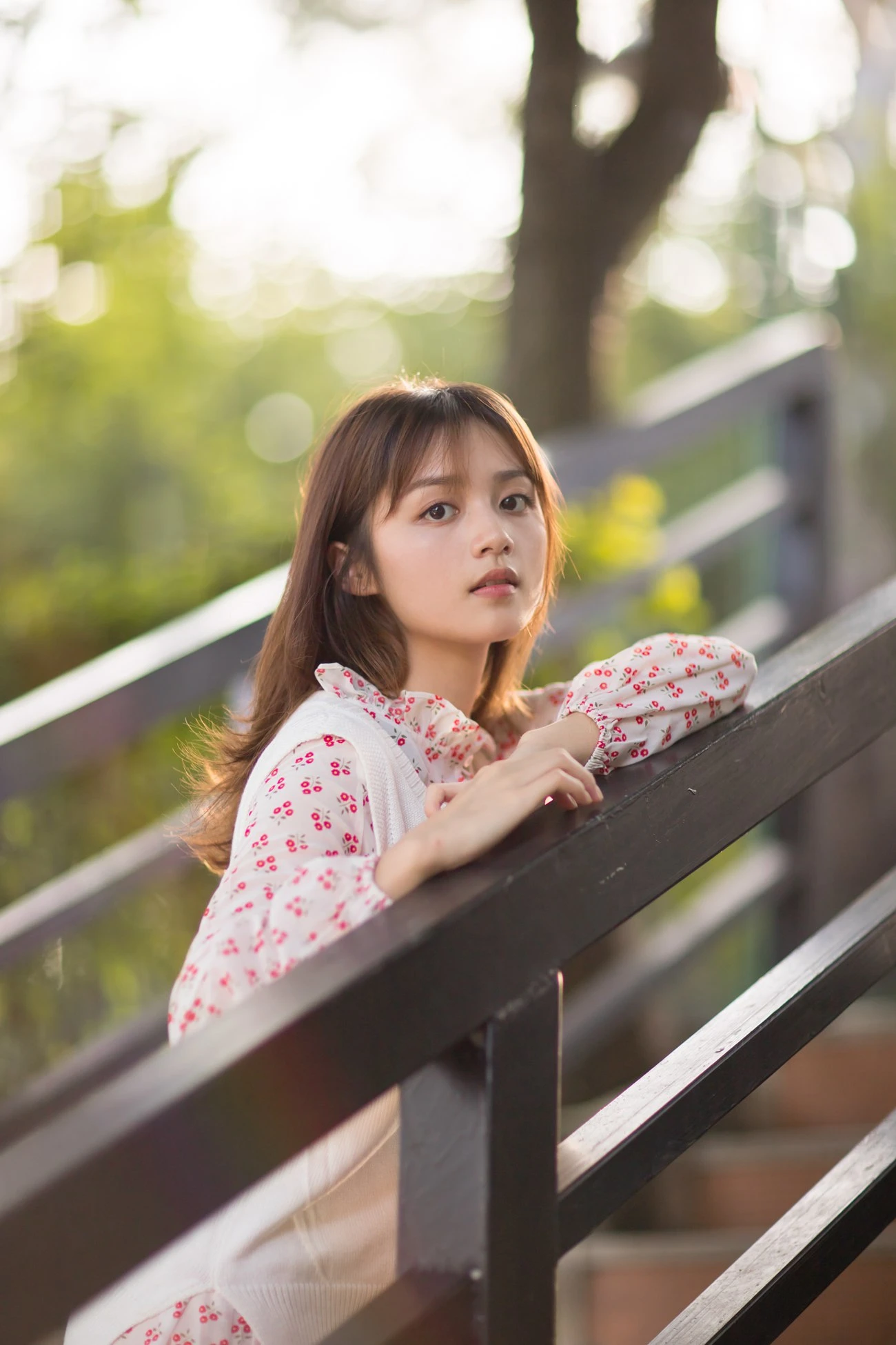 [YITUYU艺图语] 2021.09.27 逆光 雨文 [23P/278MB]