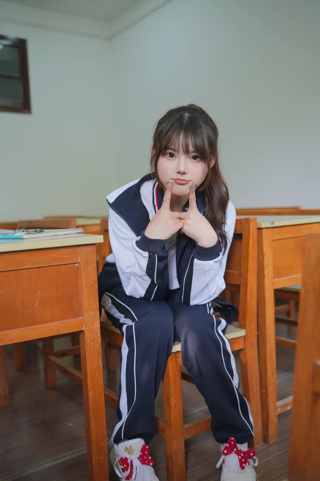 [YITUYU艺图语]2023.05.04 春日校园 shiro[25+1P/393MB]