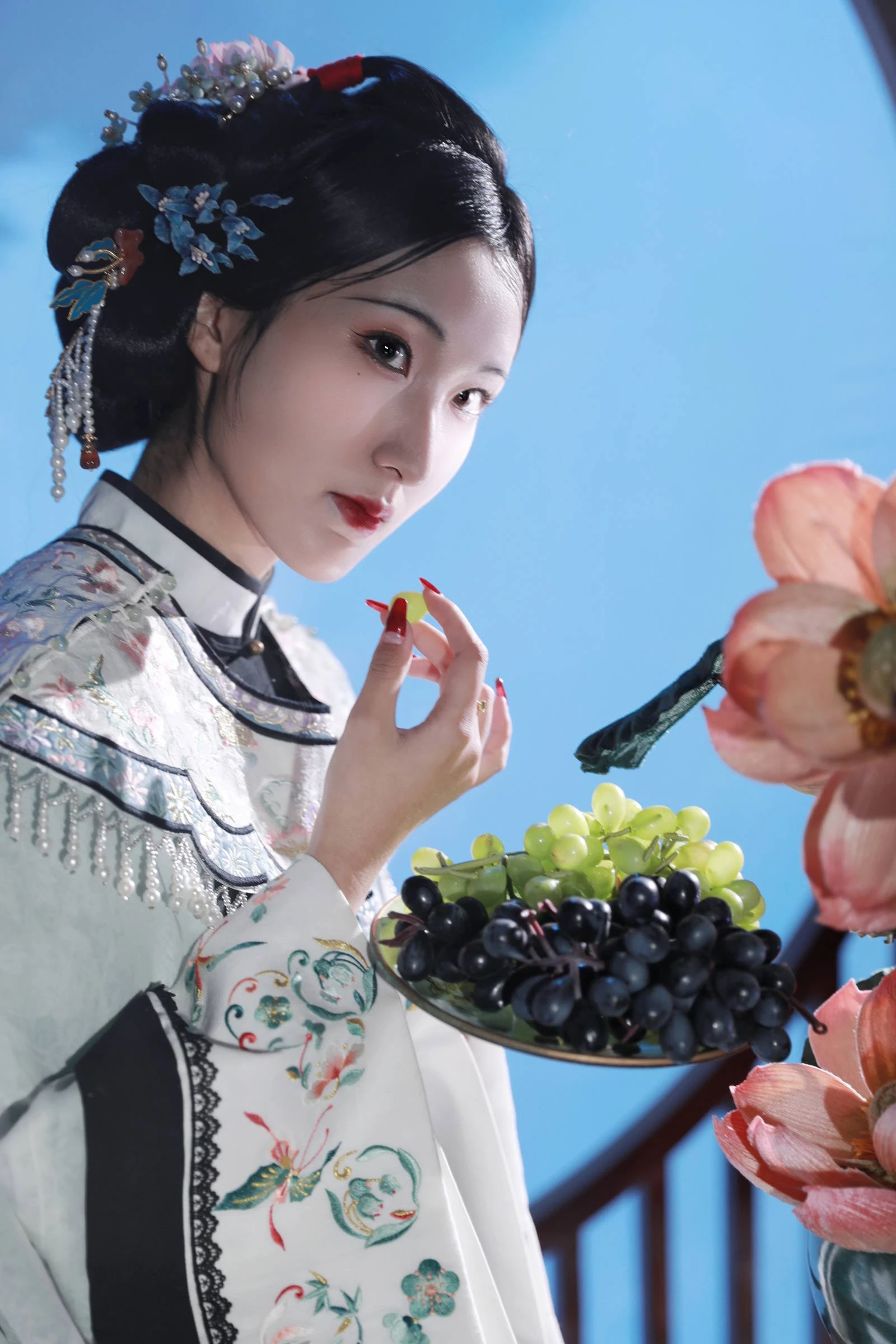 [YITUYU艺图语]2022.10.12 清汉女 荷里寒[20+1P/189MB]