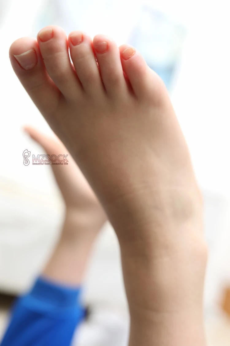 [MZSOCK]爱镁足 No.013 多多 [219P/2.65GB]