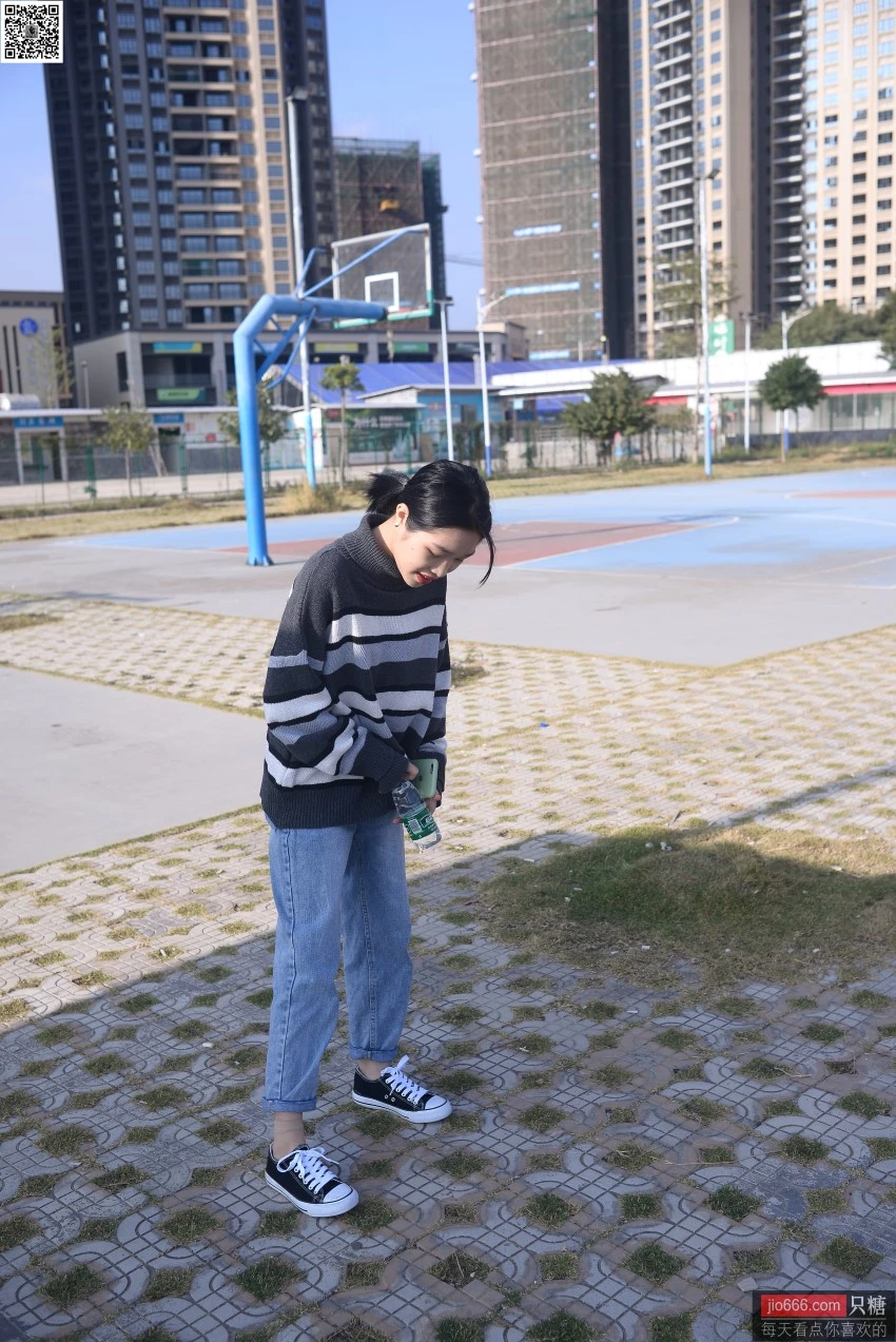 [只糖棉袜]NO.159 橘子 冬日可爱 [205P/1V/978MB]