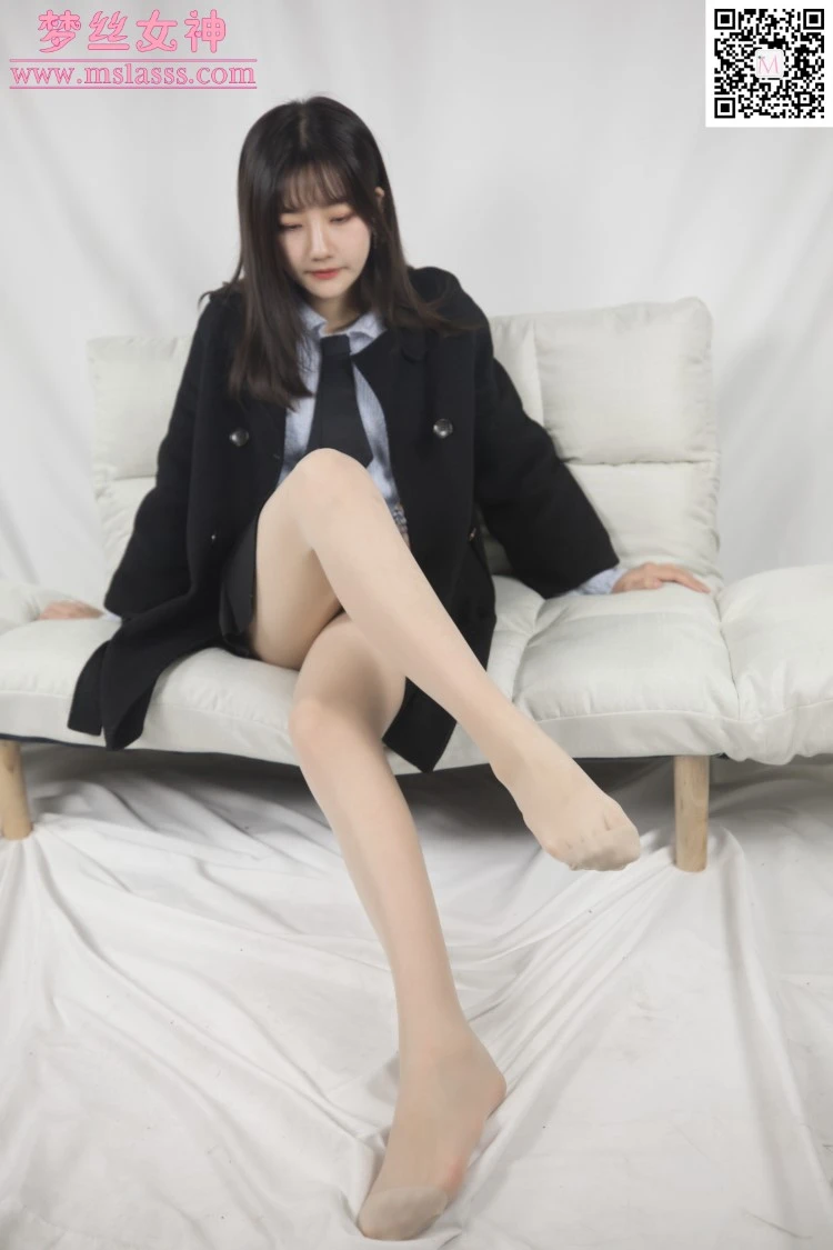 [MSLASS梦丝女神] 2020-01-07 小盐 黑风衣下的肉丝美腿 [61P/1V/0.98GB]