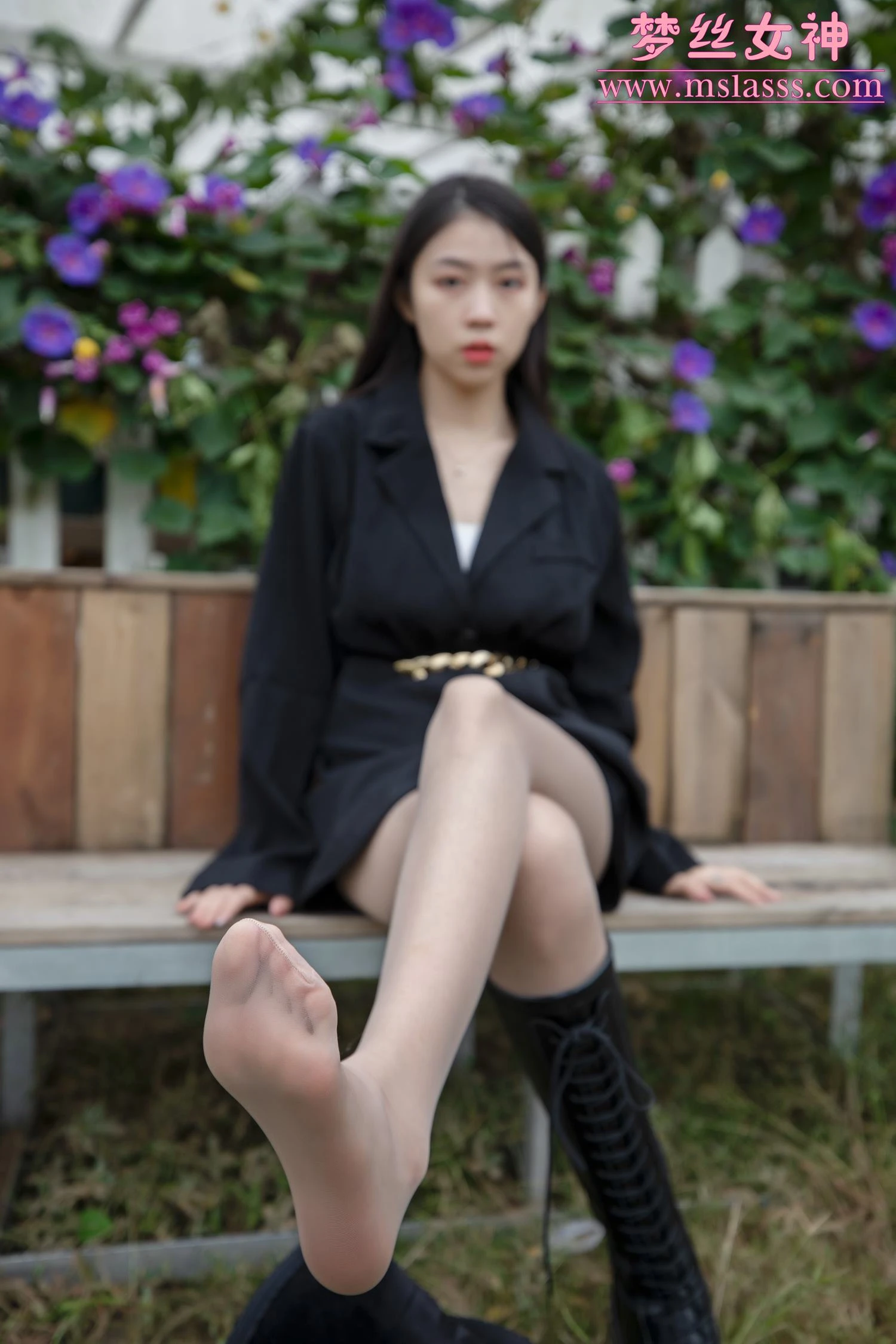 [MSLASS梦丝女神]2021.10.21 新模超细腿 娜贝儿[40P/206MB]
