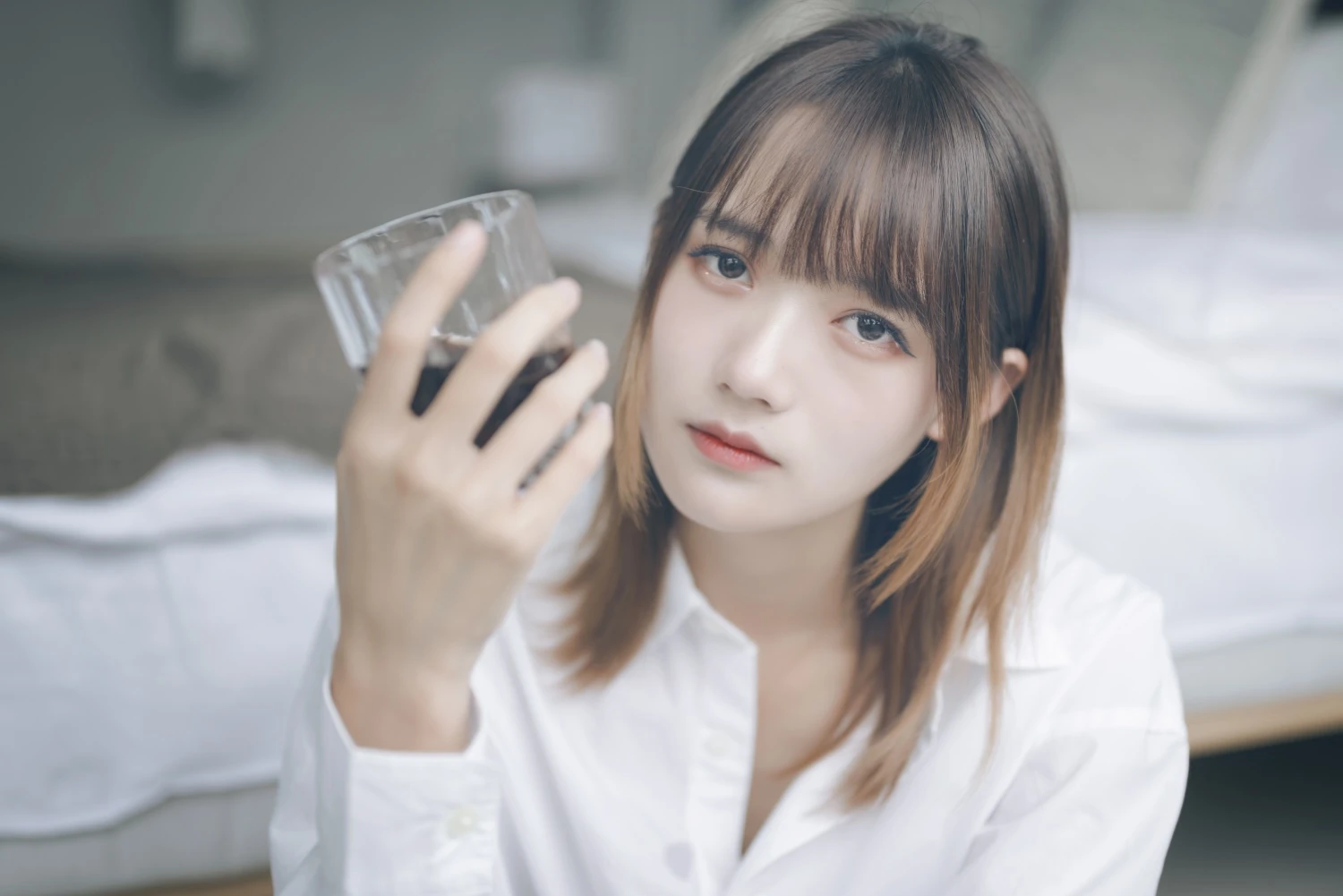 [YITUYU艺图语] 2022.05.27 你的味道 兔子Zzz不吃胡萝卜 [37P/338MB]