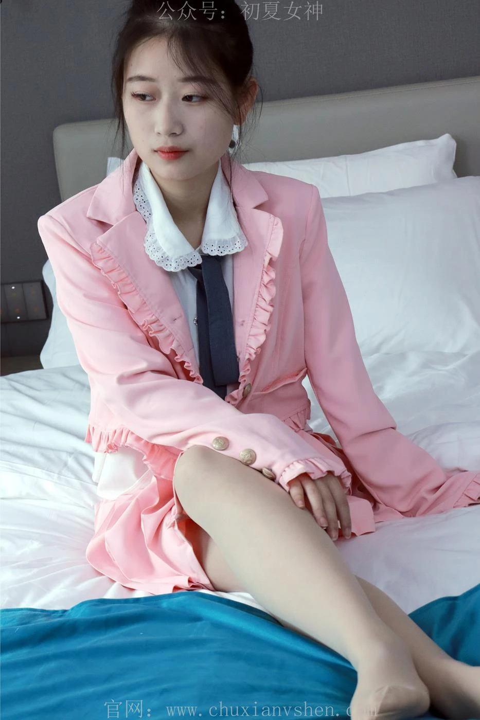 初夏女神 NO.012 念念 S码粉色JK套搭配36码小白鞋[113P/1V/5.41GB]