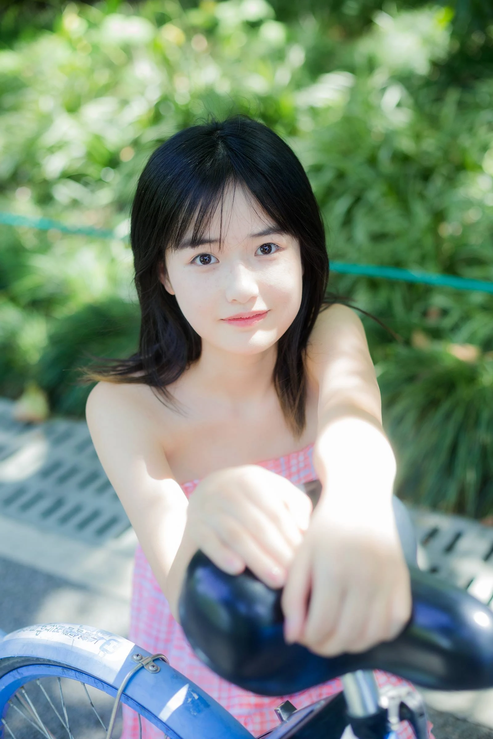 [YITUYU艺图语]2022.10.02 回不去的夏天 小怡美眉cute[33+1P/378MB]