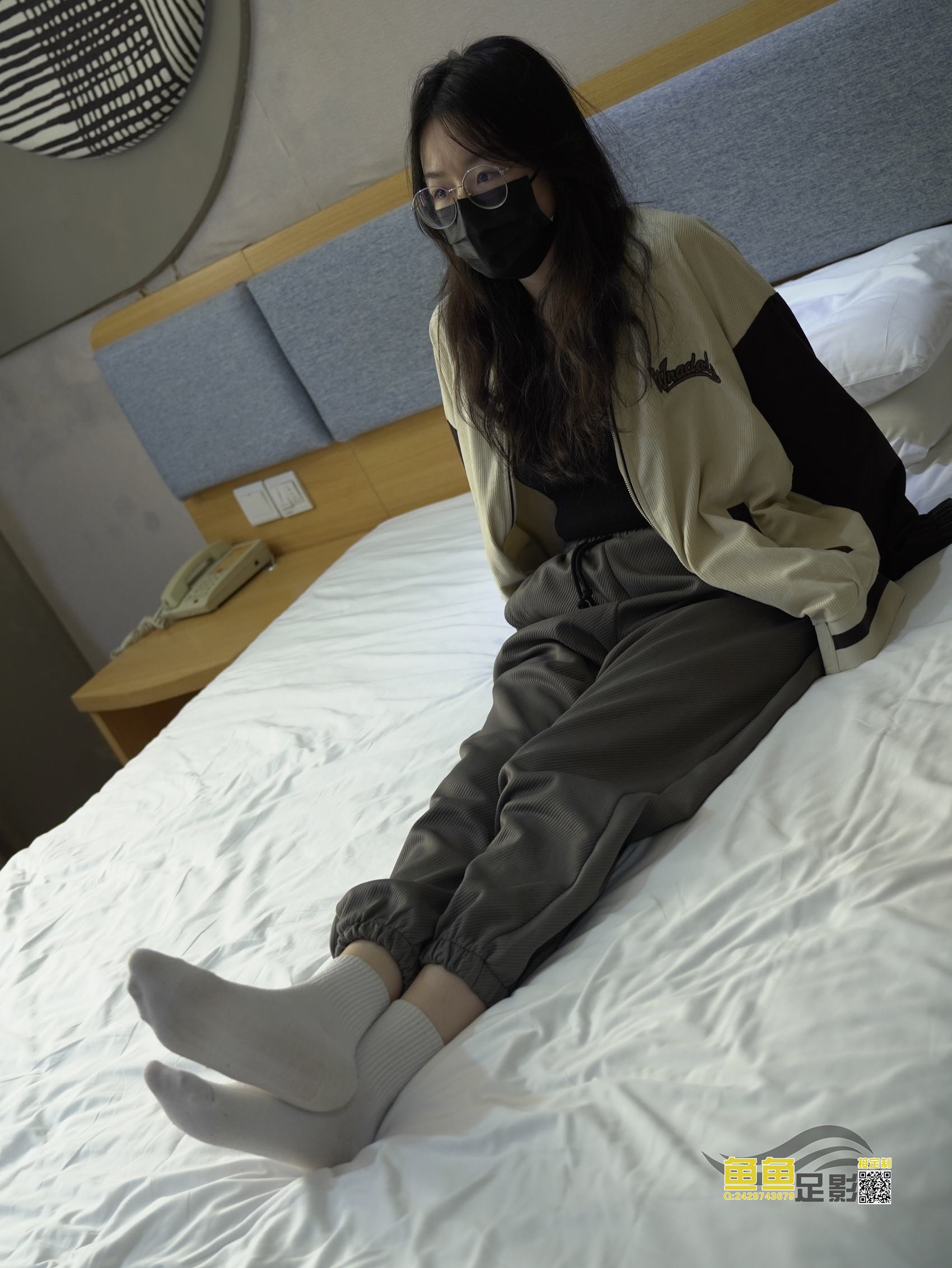 鱼鱼足影@089-第103期：茵茵老师[148P/1.16GB]