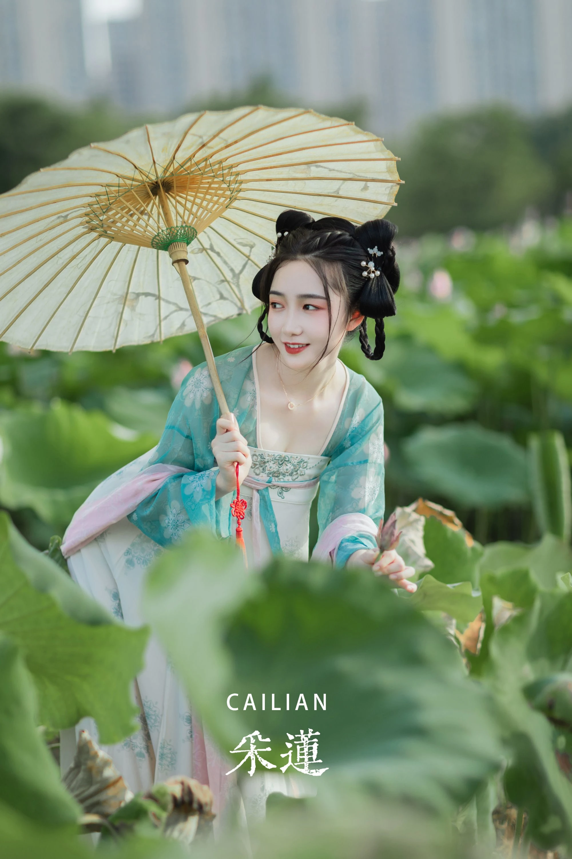 [YITUYU艺图语] 2022.07.16 采莲 佩佩 [24P/291M]