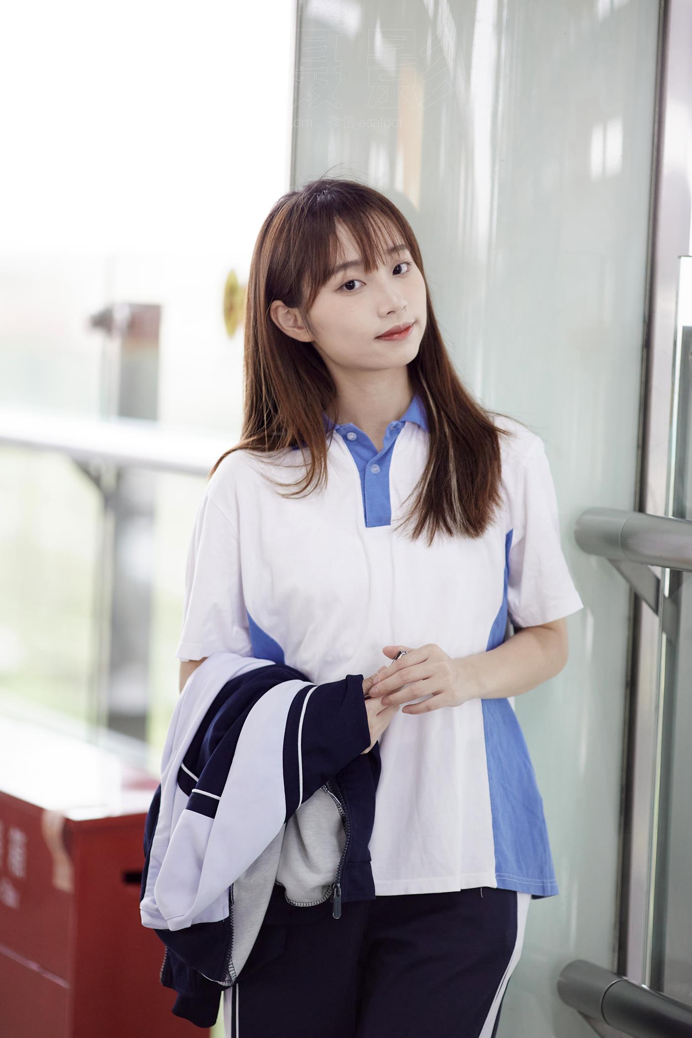 [见新摄影]NO.034 甜美雨天[161P/1V/1.29GB]