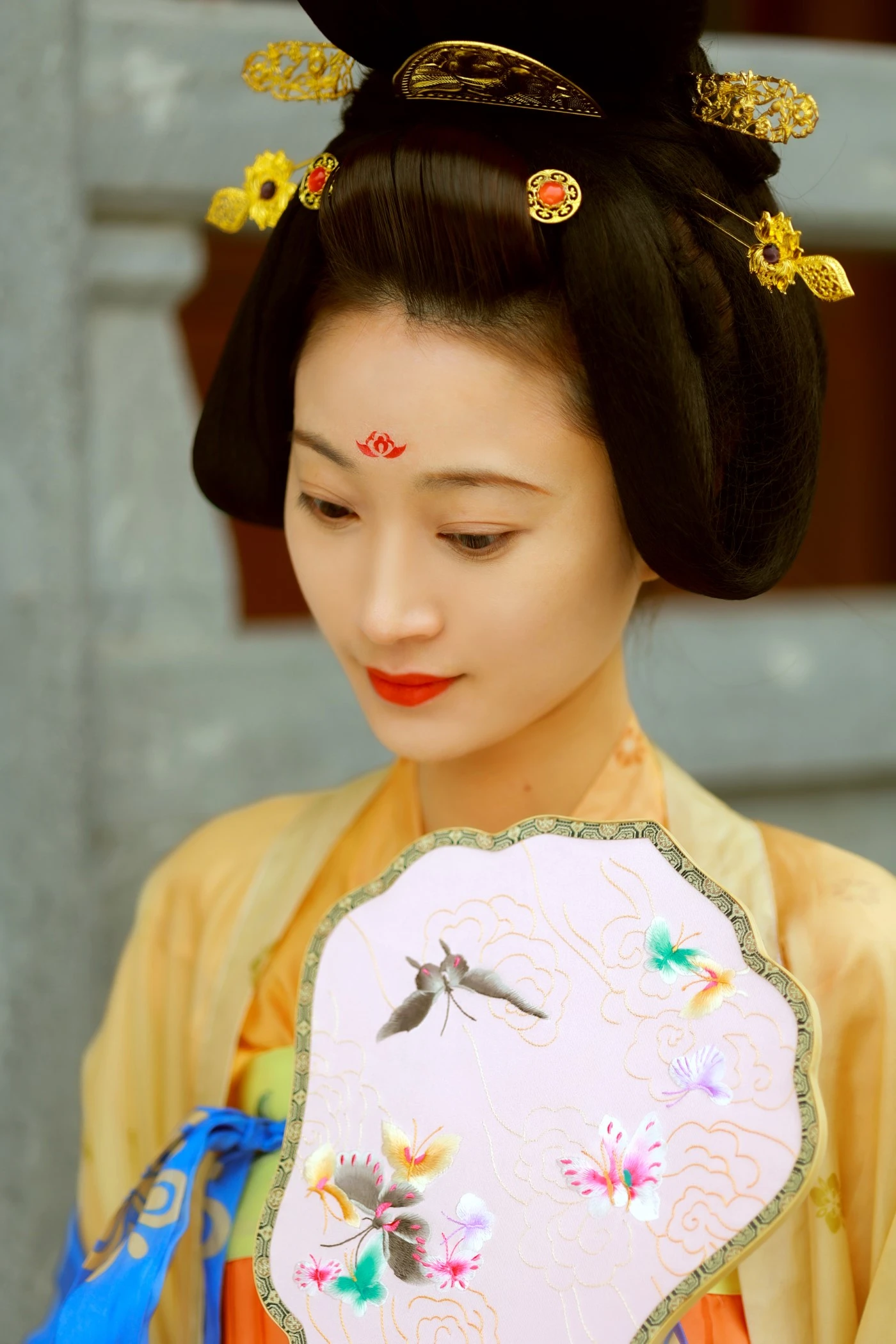 [YITUYU艺图语] 2022.06.12 梦回大唐 彩云 [24P/179MB]