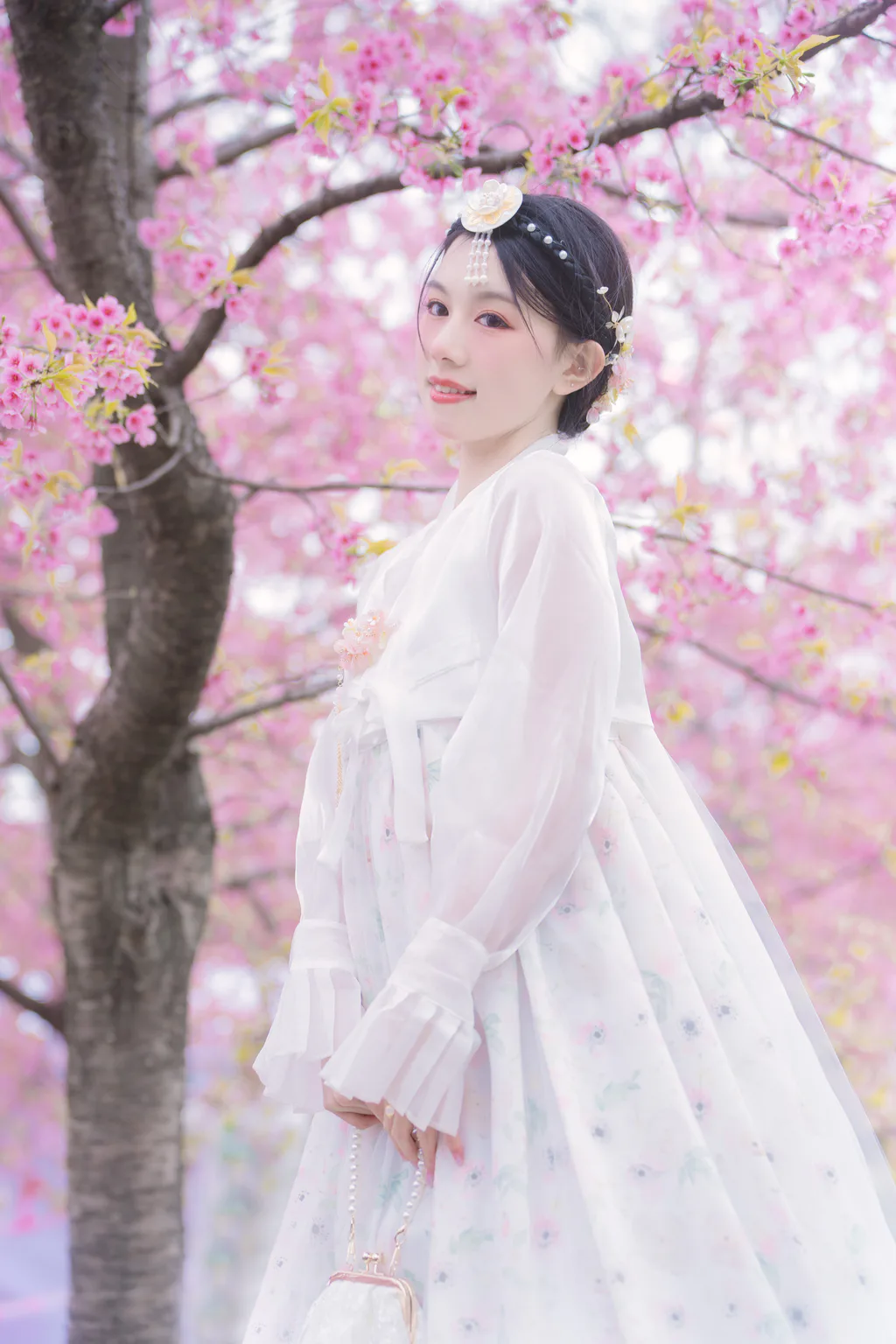 [YITUYU艺图语]2023.03.24 延边公主樱花祭 初初[21+1P/84MB]