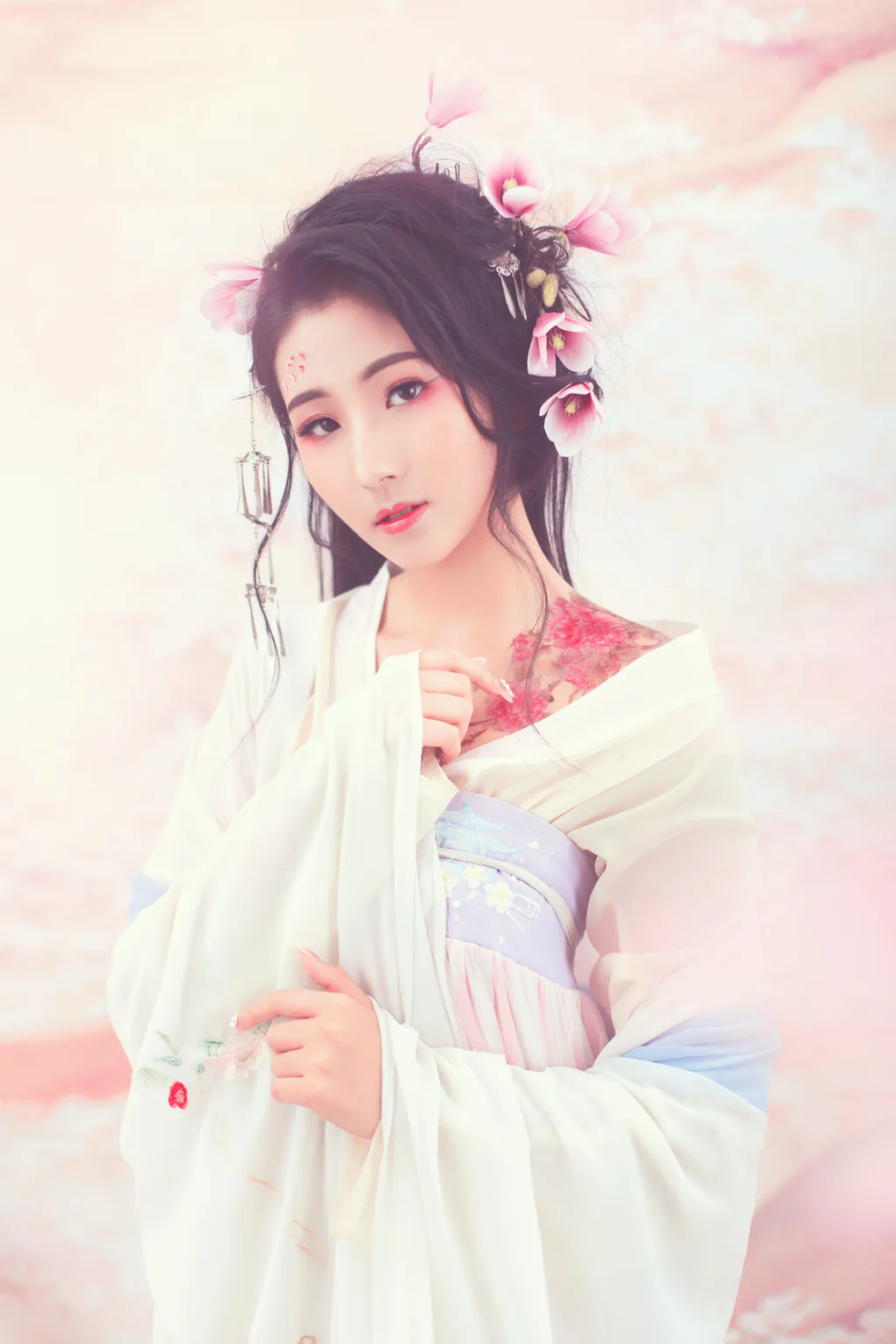[YITUYU艺图语]2023.01.03 花妖 李lee[25+1P/200MB]
