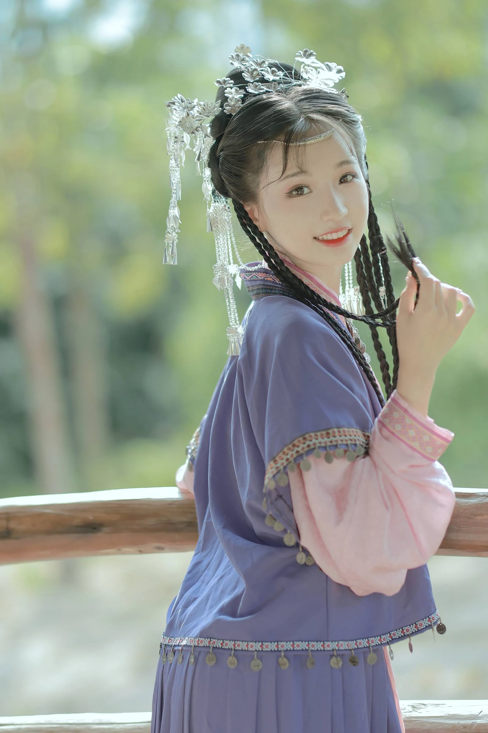 [YITUYU艺图语]2022.09.14 苗疆少女 卷卷[21+1P/188MB]