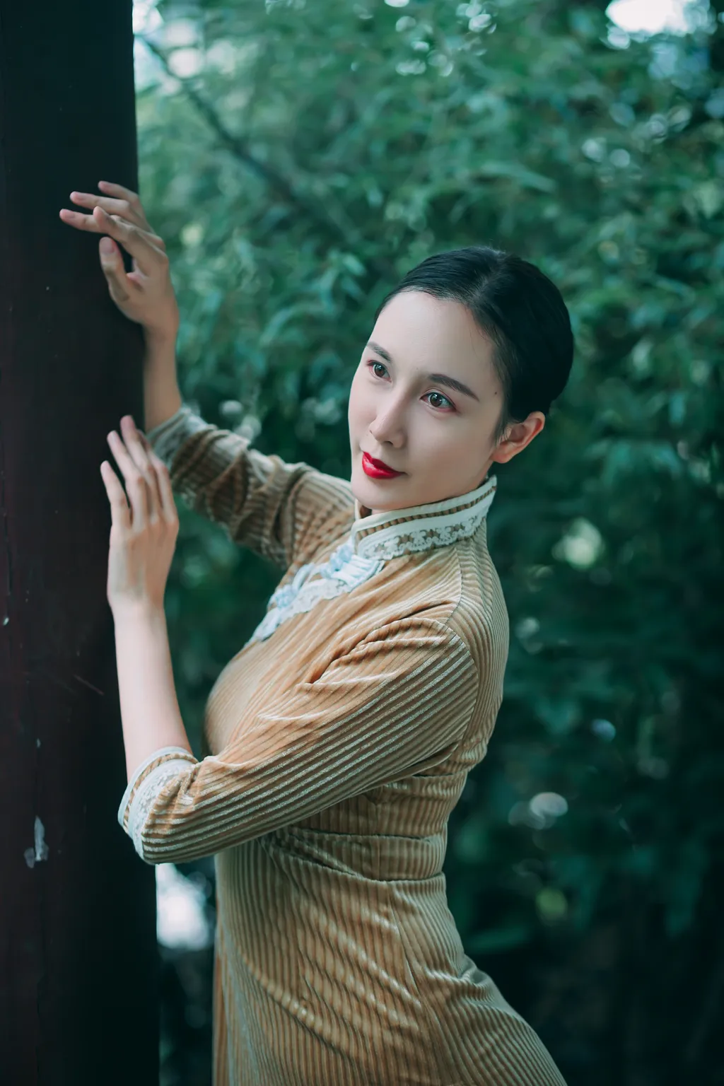 [YITUYU艺图语]2022.12.07 似水年华 希希[23+1P/460MB]