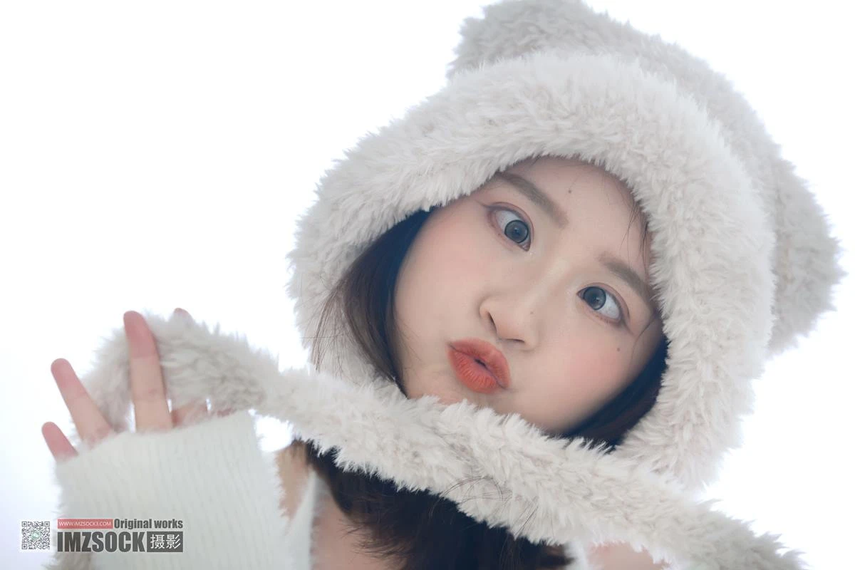 [MZSOCK]爱镁足 NO.327 小点心[146P/1V/3.23GB]