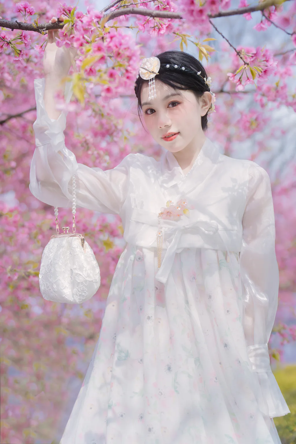 [YITUYU艺图语]2023.03.24 延边公主樱花祭 初初[21+1P/84MB]