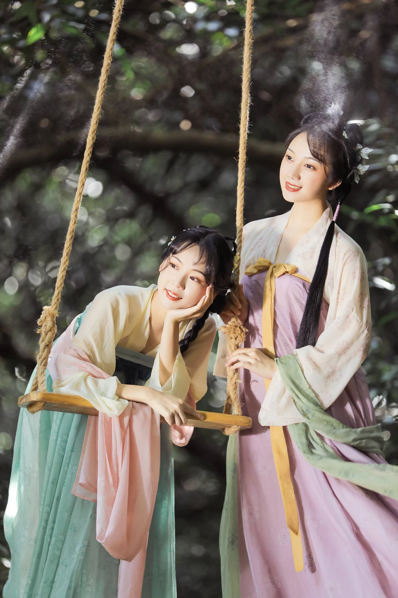 [YITUU艺图语] 2022.04.10 聘婷 秋哒哒– [25P/456MB]