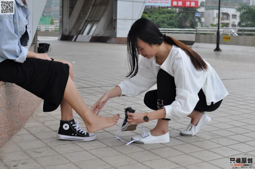 [只糖棉袜]NO.169 文琳&倩倩 我们也是光亮本身 [296P/620MB]