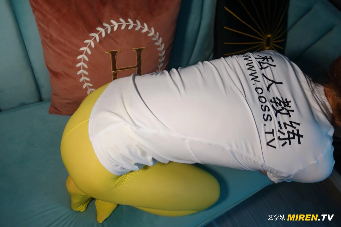 [ROSI艺XUE妹]2020.06.14 NO.135[61+1P/43MB]