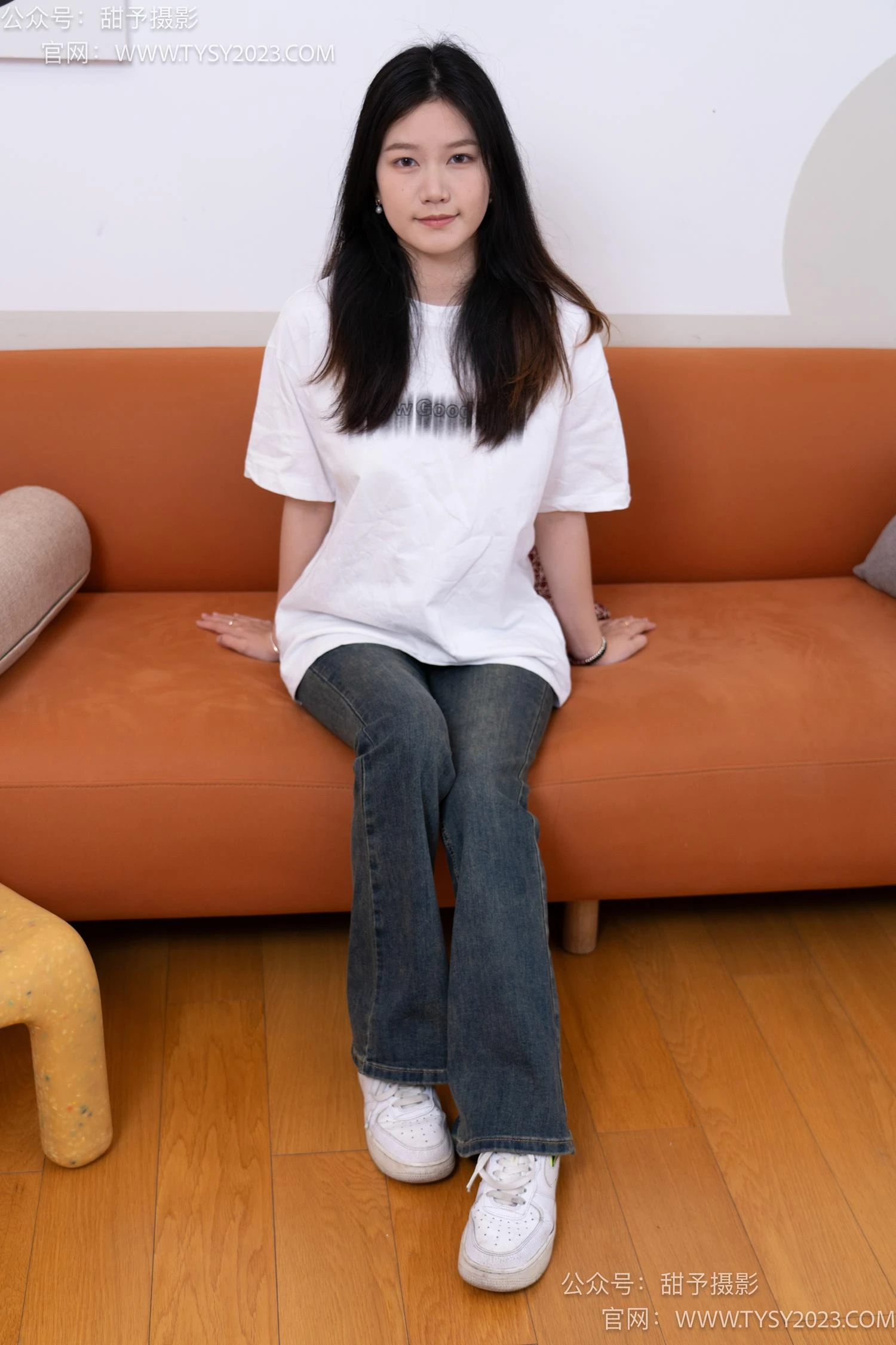 甜予摄影 NO.070 松松-板鞋、白棉袜、裸足[122P/2V/9.74GB]