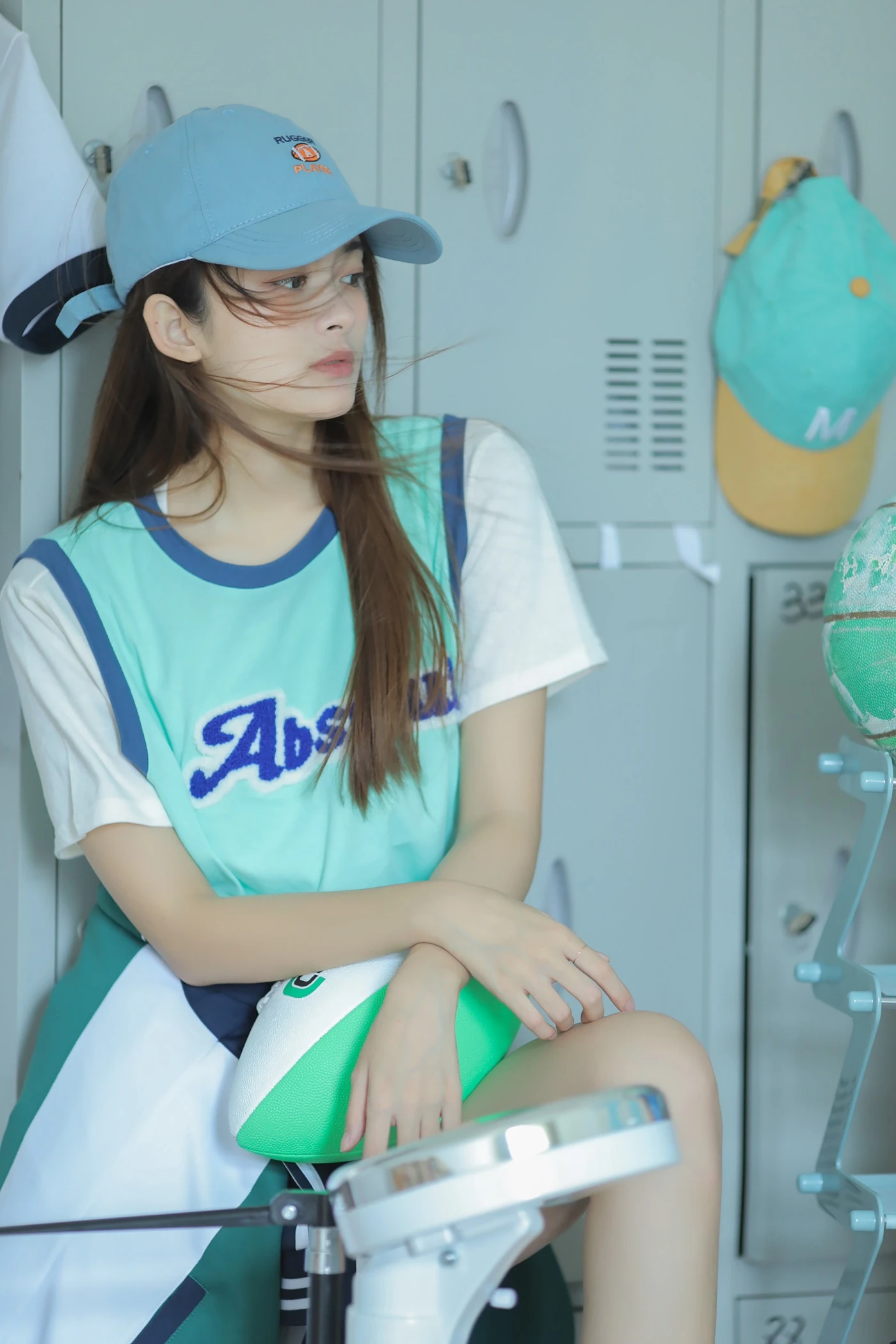 [YITUYU艺图语] 2022.06.18 放学之后 何静璇儿 [22P/93MB]