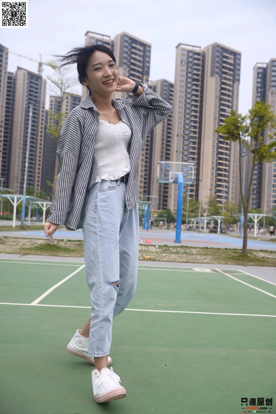 [只糖棉袜]NO.265 绵绵 像风一样 [146P/1V/690MB]