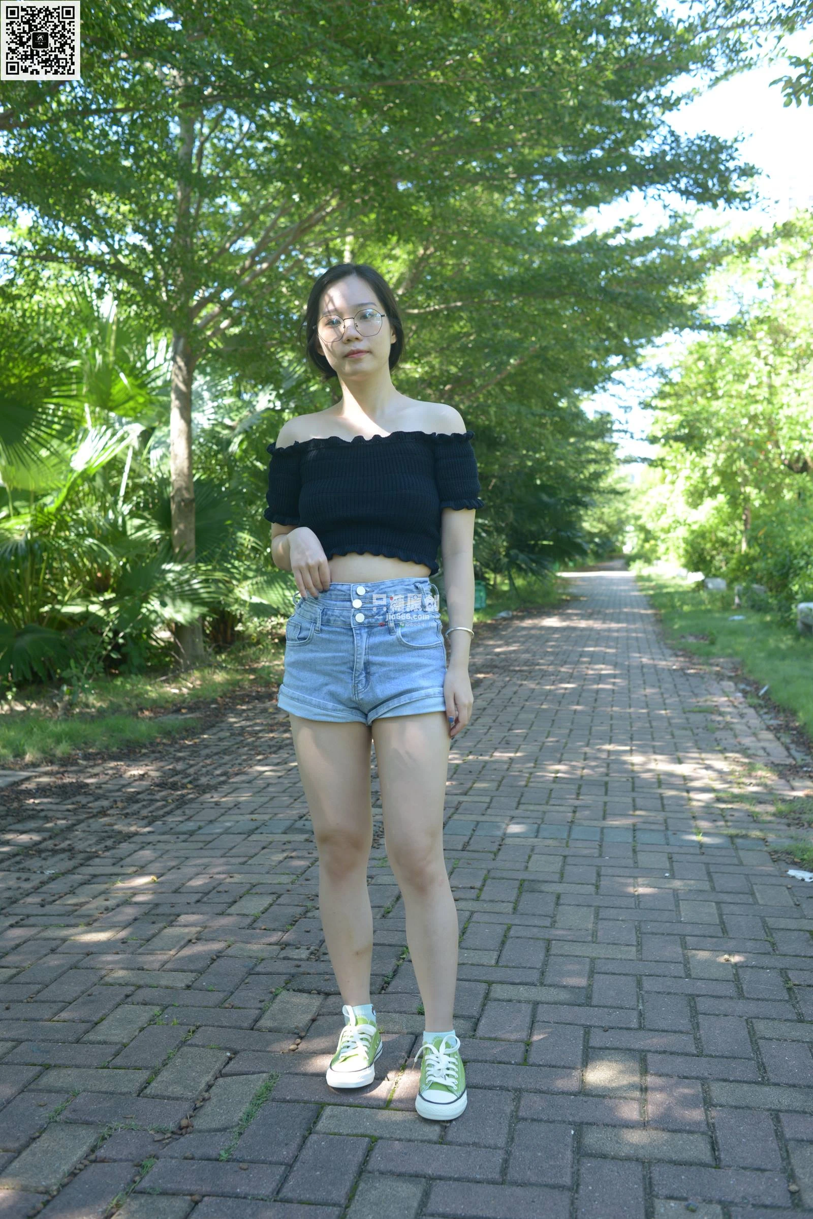 只糖棉袜 NO.504 小美 – 温柔的好天气 [146P/1V/972MB]