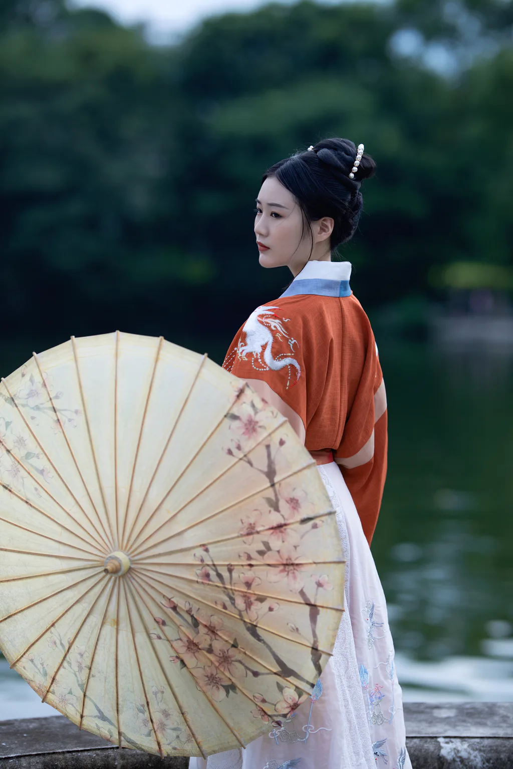 [YITUYU艺图语]2023.05.30 斛春 柒柒五今天早睡了吗[24+1P/225MB]
