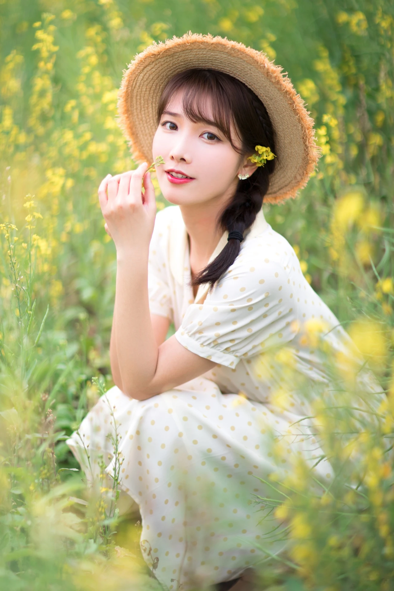 [YITUYU艺图语] 2021.04.01 生如夏花 [25P/308MB]