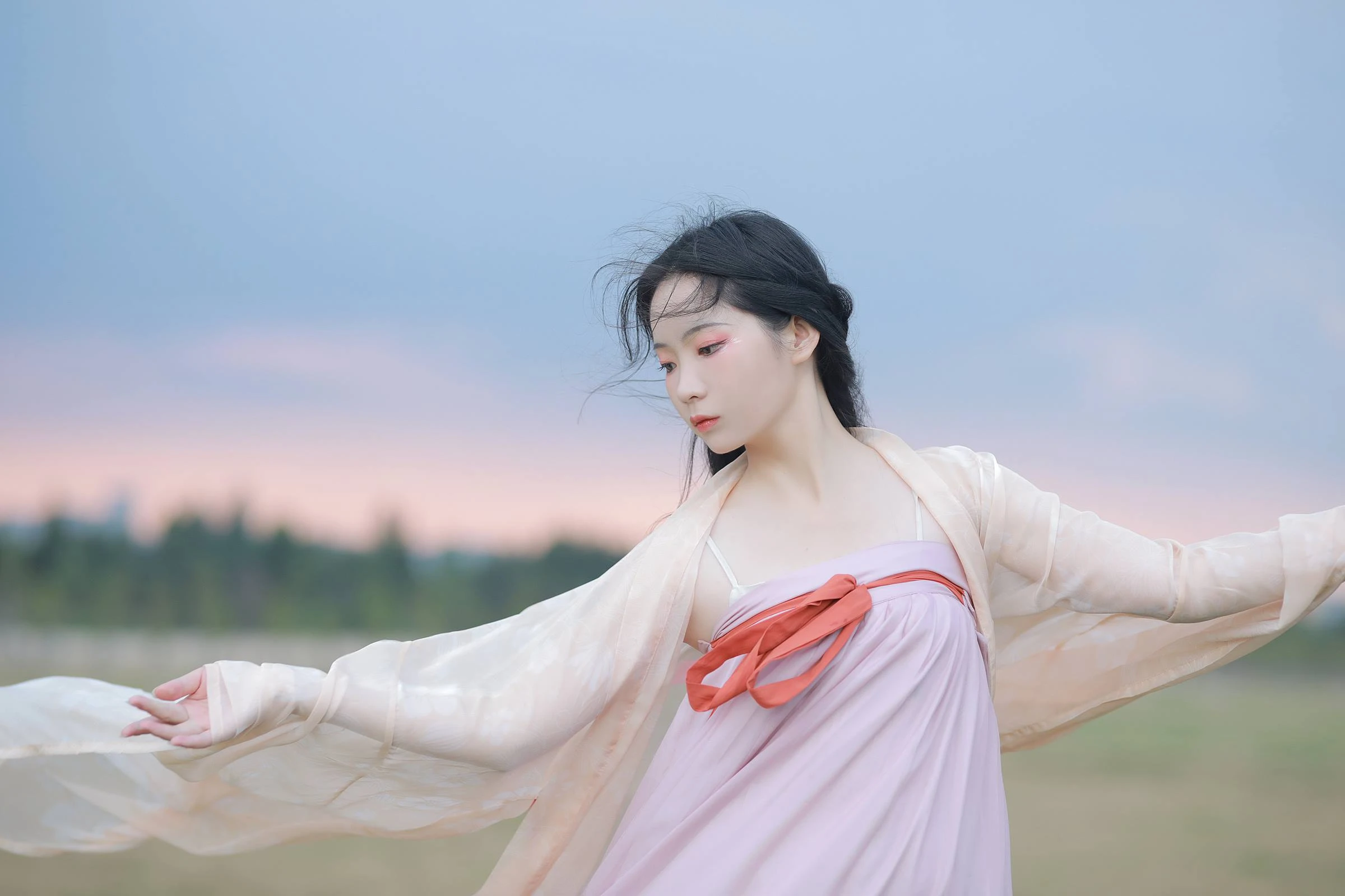 [YITUYU艺图语]2022.09.26 不归客 落花人独立[33+1P/630MB]