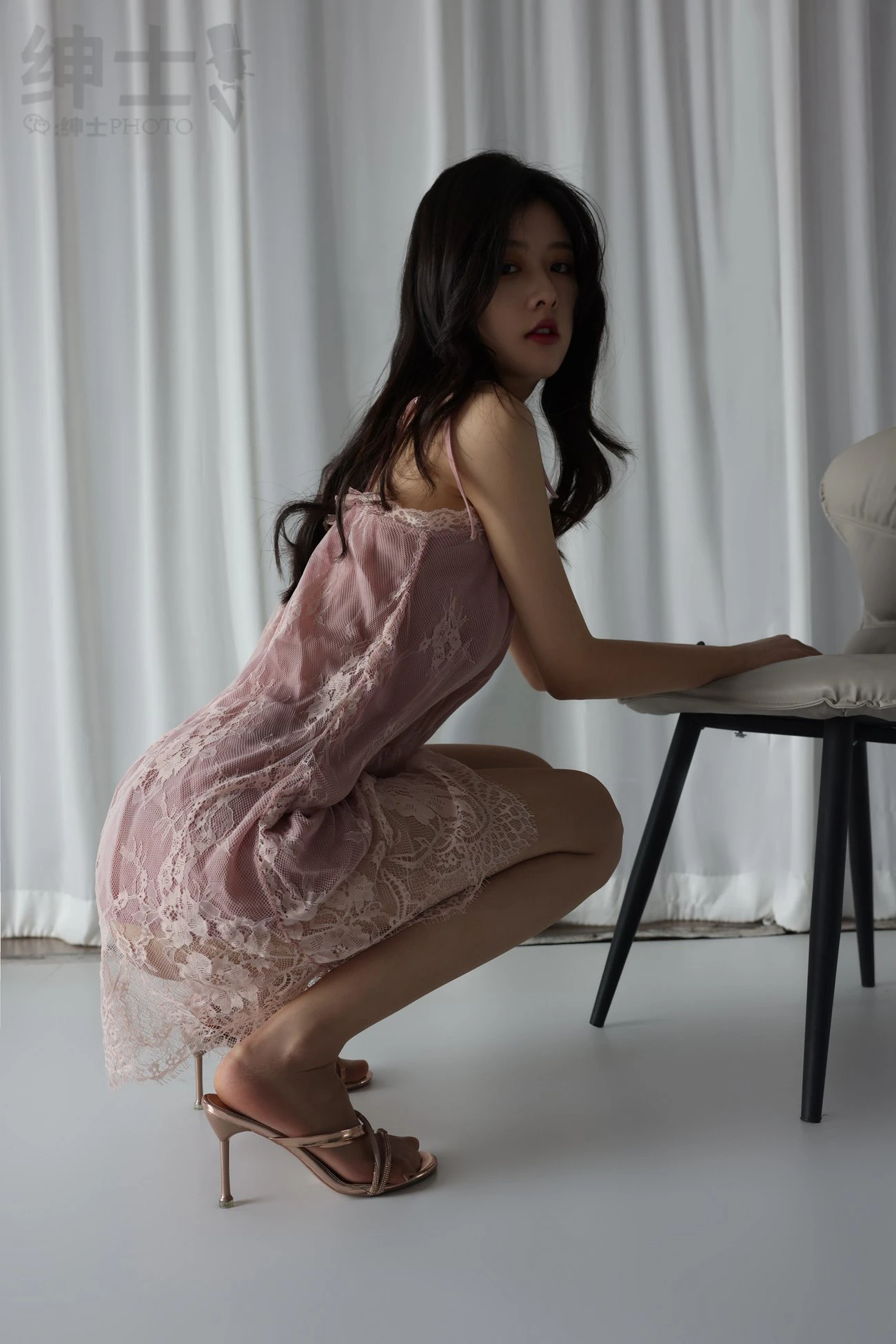 SHENSHI绅士 – SS054 依依 [50P/201MB]