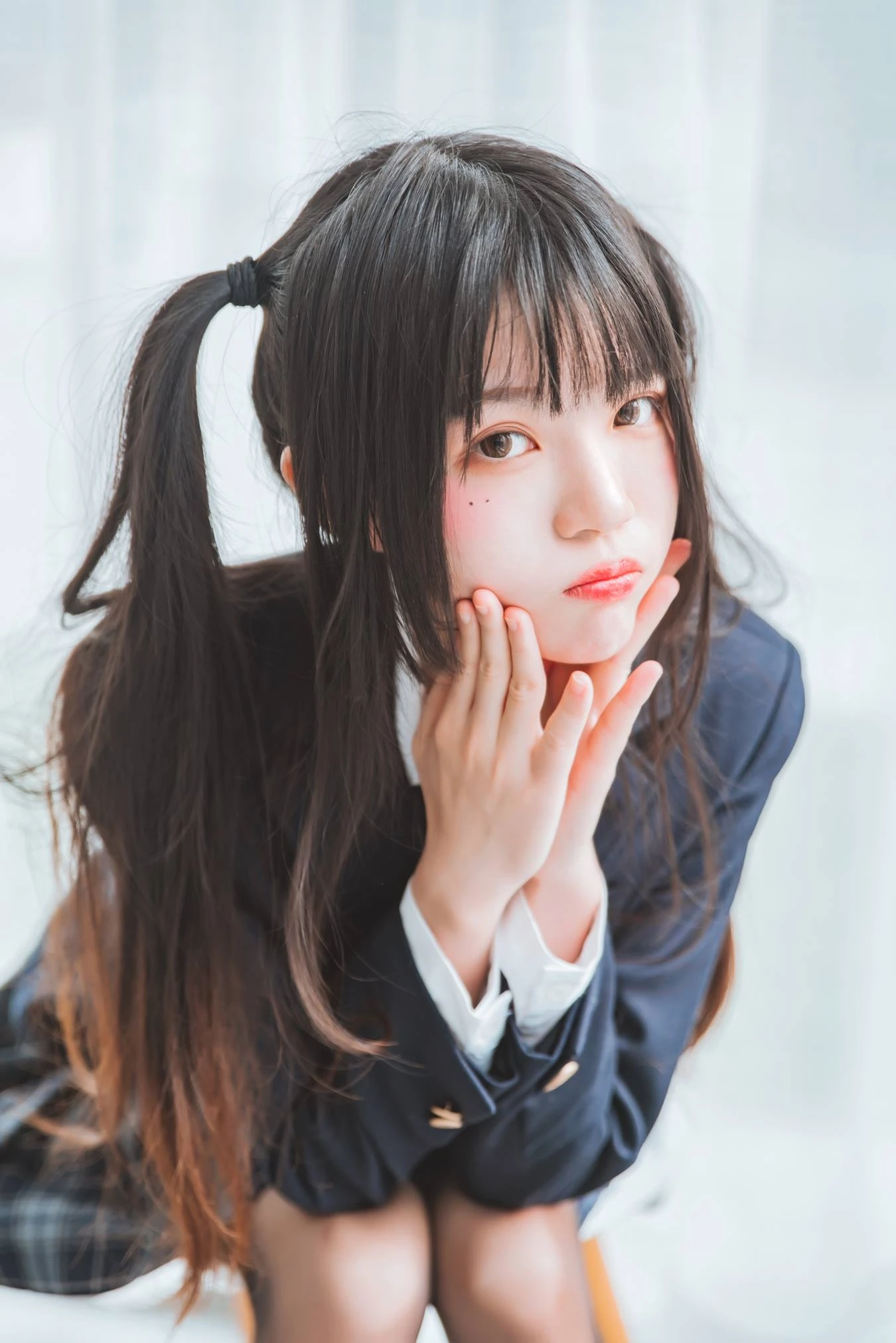 [YITUU艺图语] 2022.04.25 咖啡厅JK少女 桜桃喵 [40P/499MB]