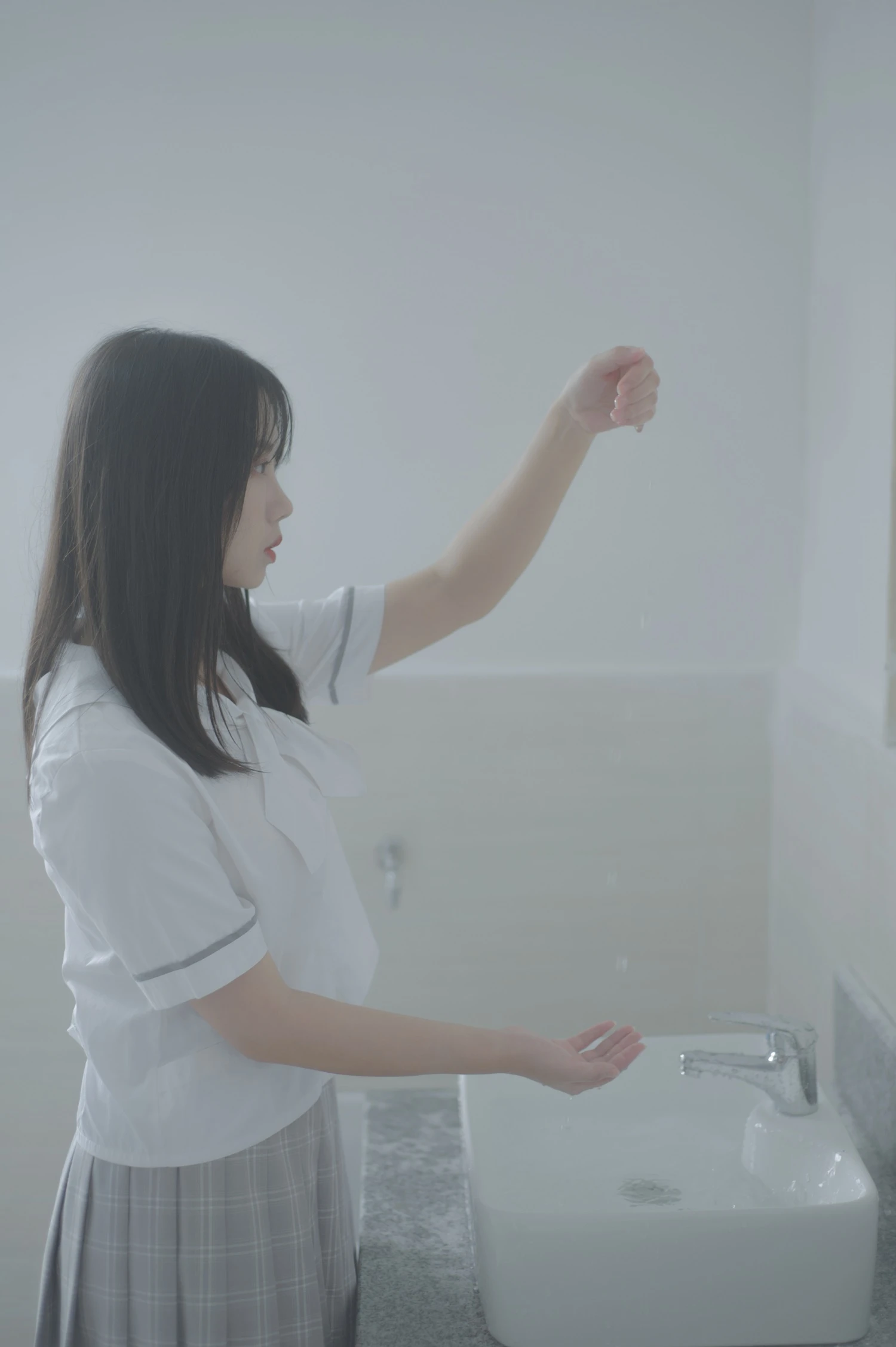[YITUYU艺图语] 2022.05.29 迷雾校园 紫卿 [20P/105MB]