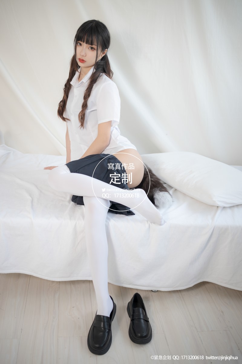 [紧急企划]NO.005 出镜妹字：一只喵喵梓 ​​​​[68P/1V/490MB]
