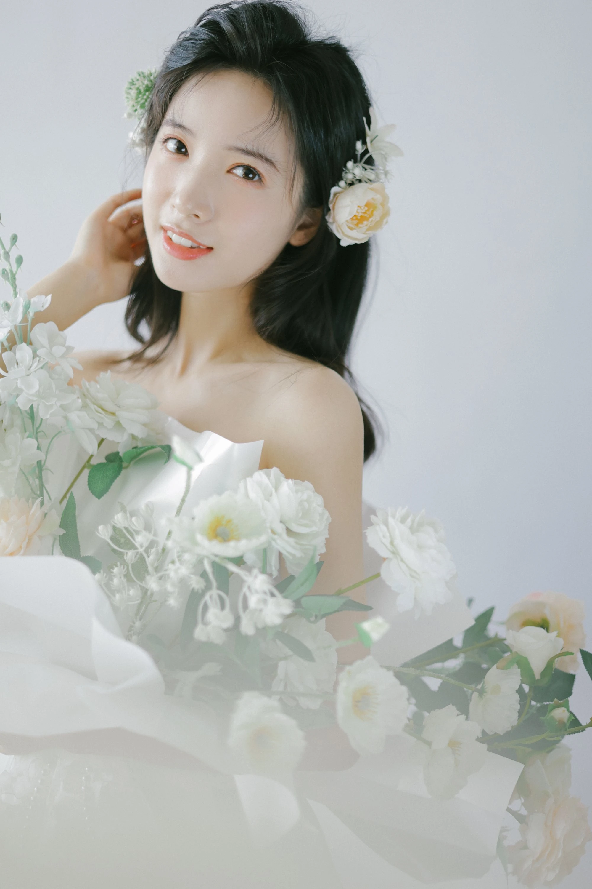 [YITUYU艺图语]2022.07.26 花束女孩 一只阿梦崽[31+1P/256MB]